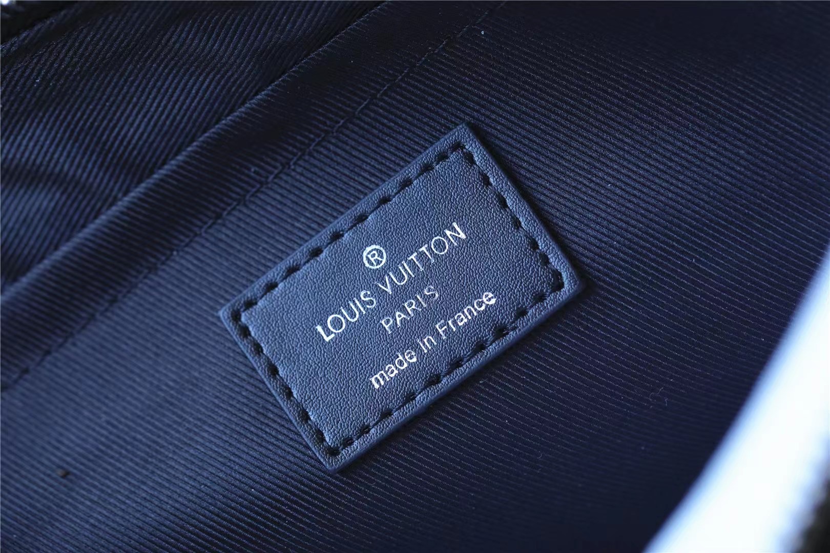 Pochette To Go Monogram Eclipse Canvas Black For Men 11.8in/30cm M81848