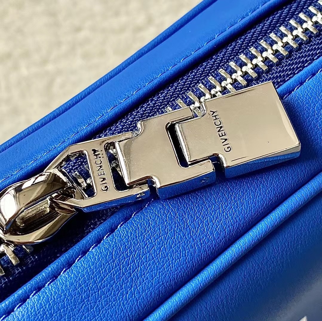 Givenchy Camera Bag Blue/Black/Yellow For Women‎ 7.75in/19.7cm GIV158073