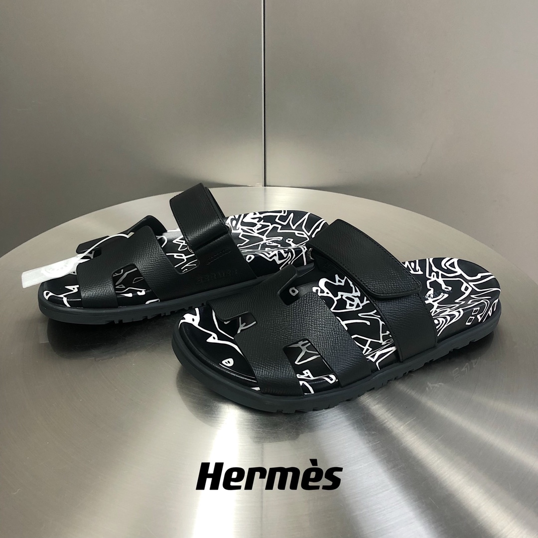 H**me5 Chypre Sandal Black For Men