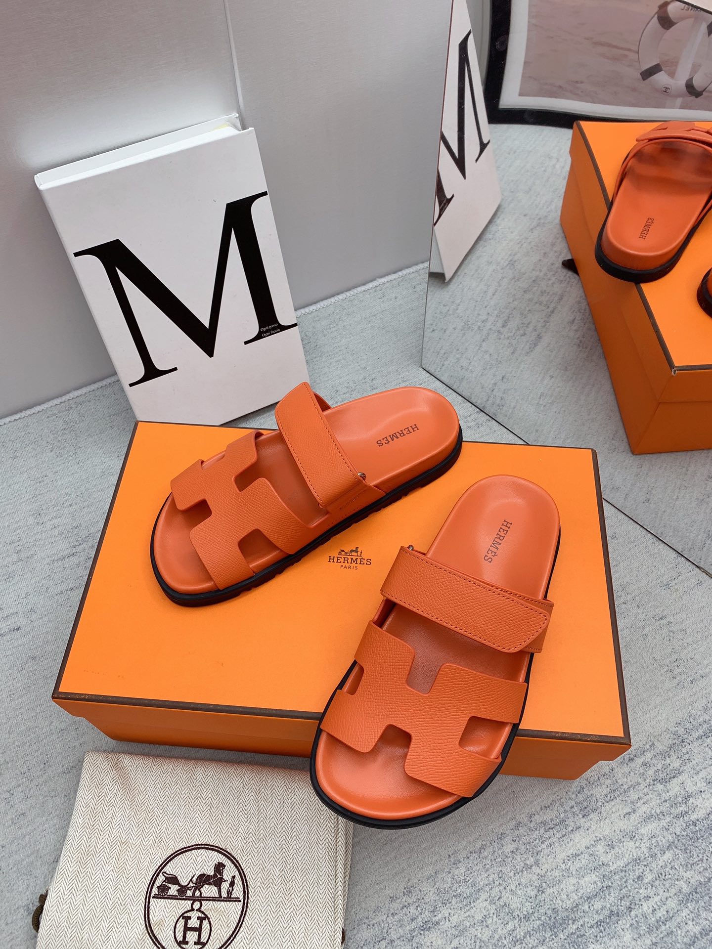 H**me5 Chypre Sandal Orange For Men