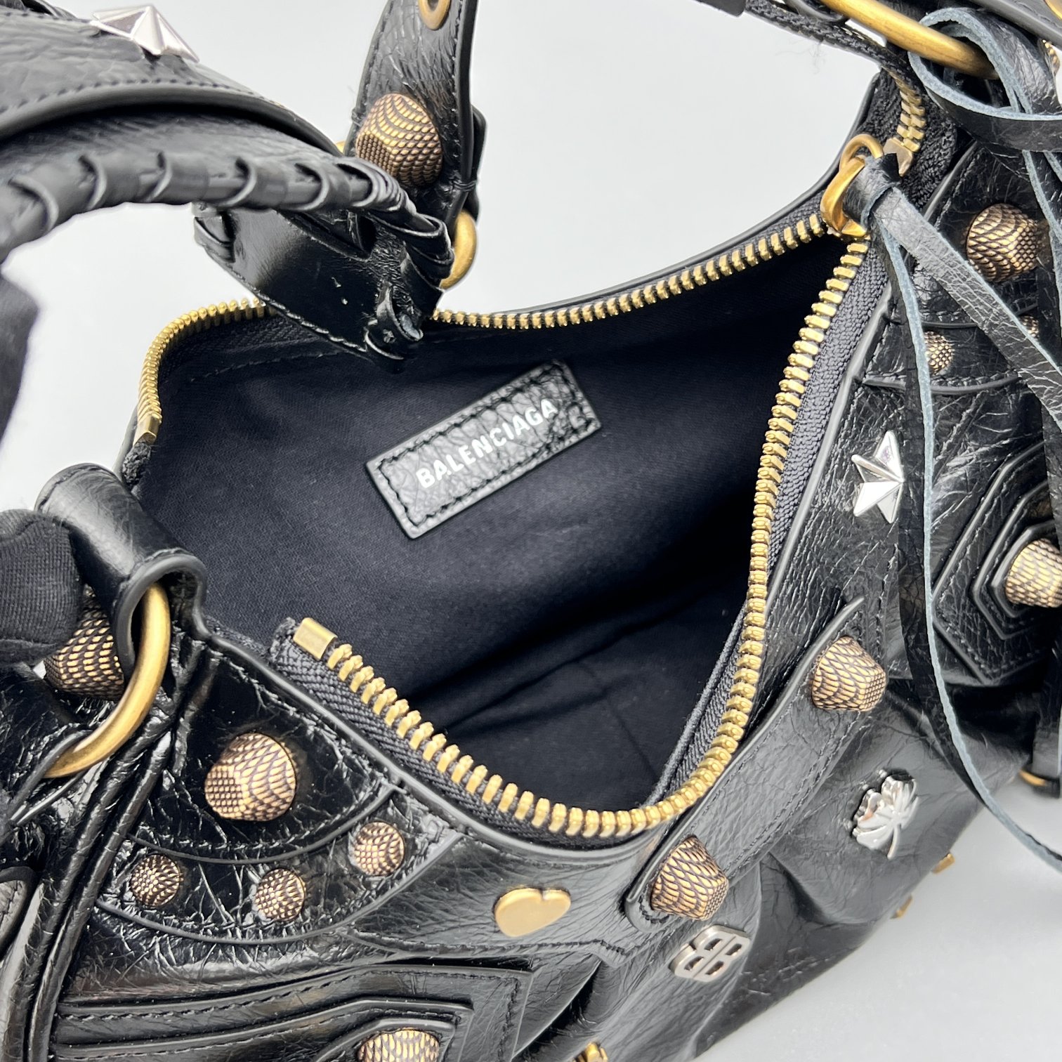 Ba1en*iaga Le Cagole Shoulder Bag Black For Women‎ 10in25.5cm