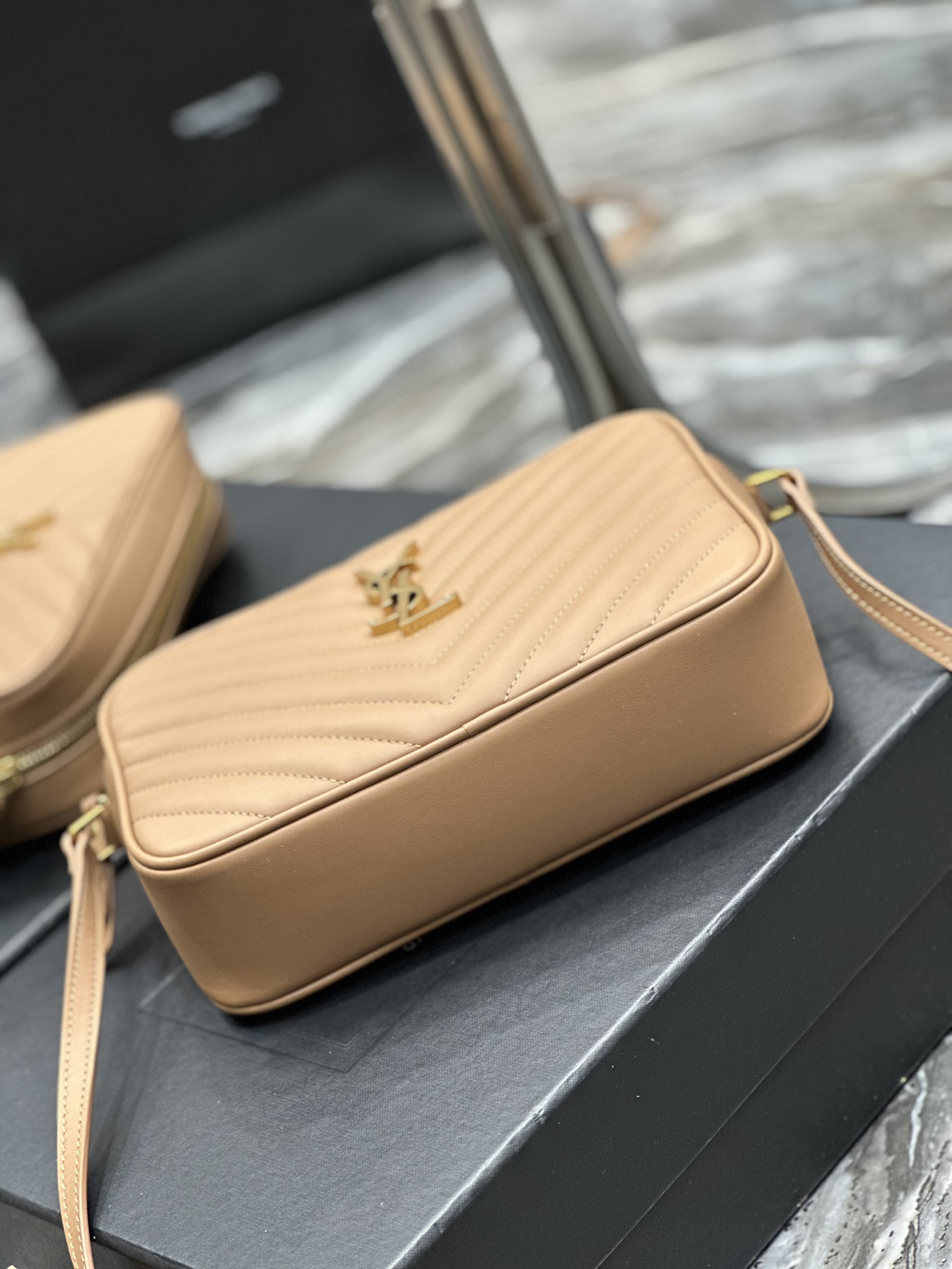 Sa1nt Lau*nt Lou Camera Bag Brown For Women‎ 9in/23cm