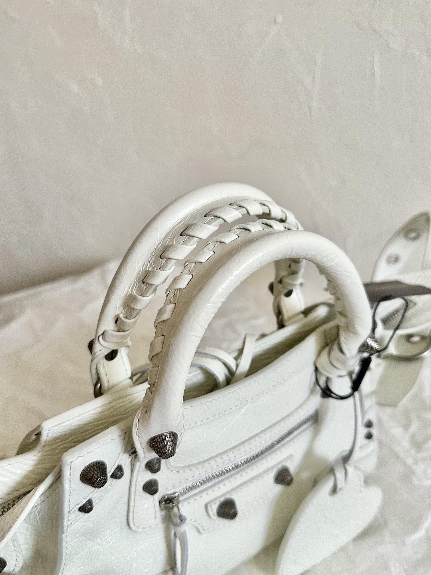 Ba1en*iaga Neo Cagole City Small Handbag White/Silver For Women‎ 10.5in/27cm 222342F046015