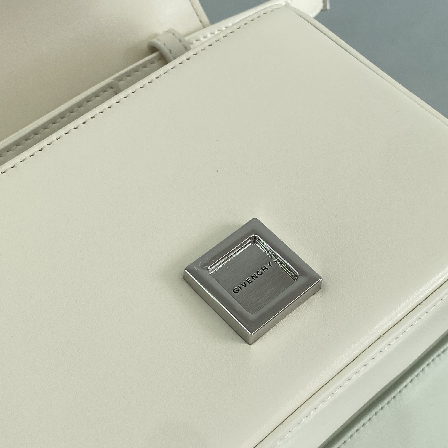 Givenchy Small 4G Bag Black/White/Pink For Women‎ 6.5in/16.5cm