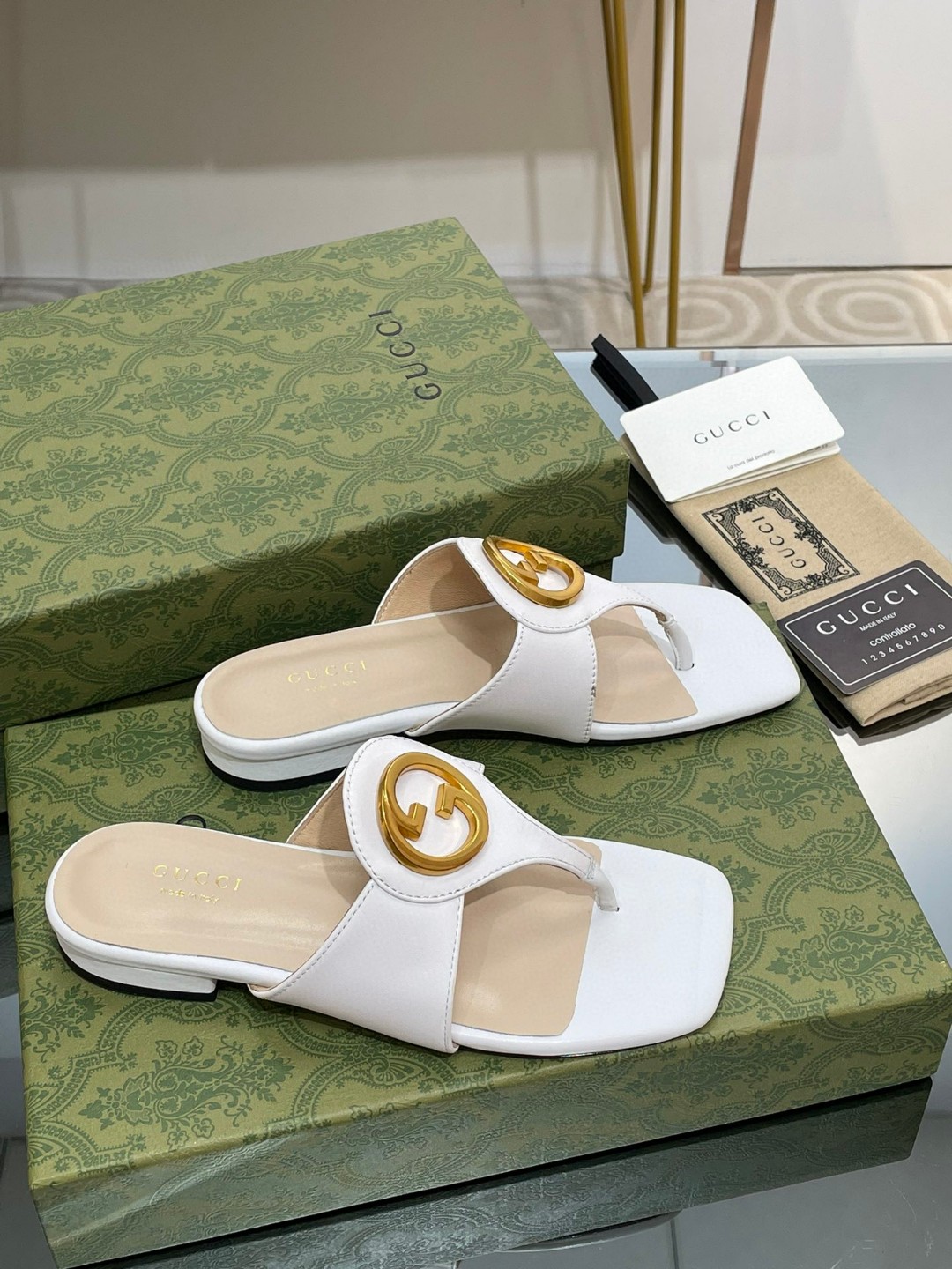 Gvc*1 Blondie Thong Sandal White For Women ‎‎739048 C9D00 9022