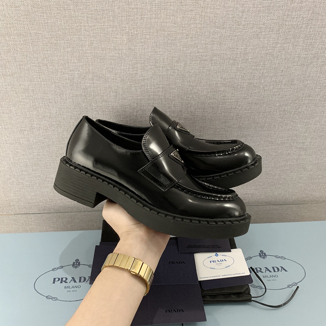 Pra*a Chocolate Patent Loafers Black For Women 1.9 in/ 5cm 1D246M_JHR_F0002_F_B050