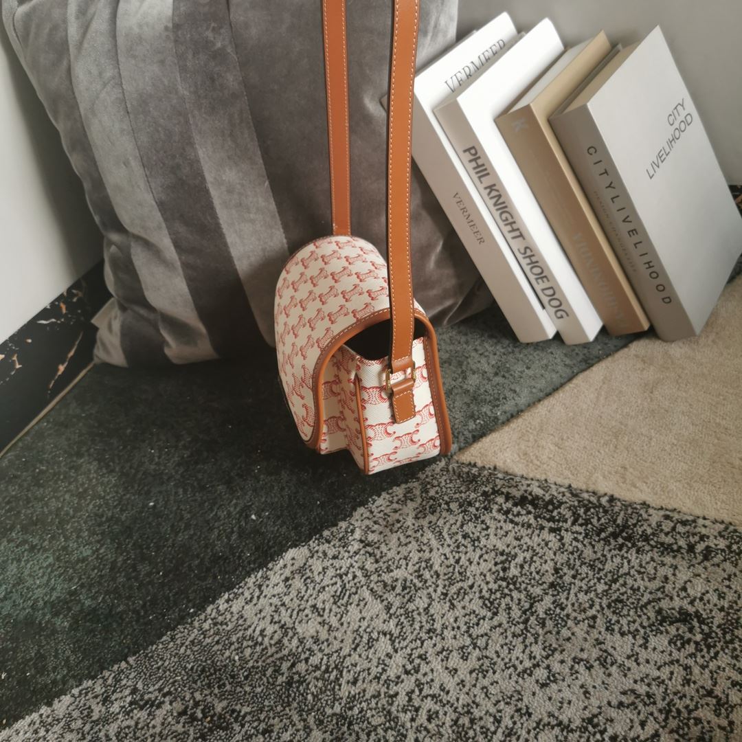 Ce1i*e Folco Bag In Triomphe Canvas With Ce1i*e Print Pink And White For Women‎ 7in/18.5cm