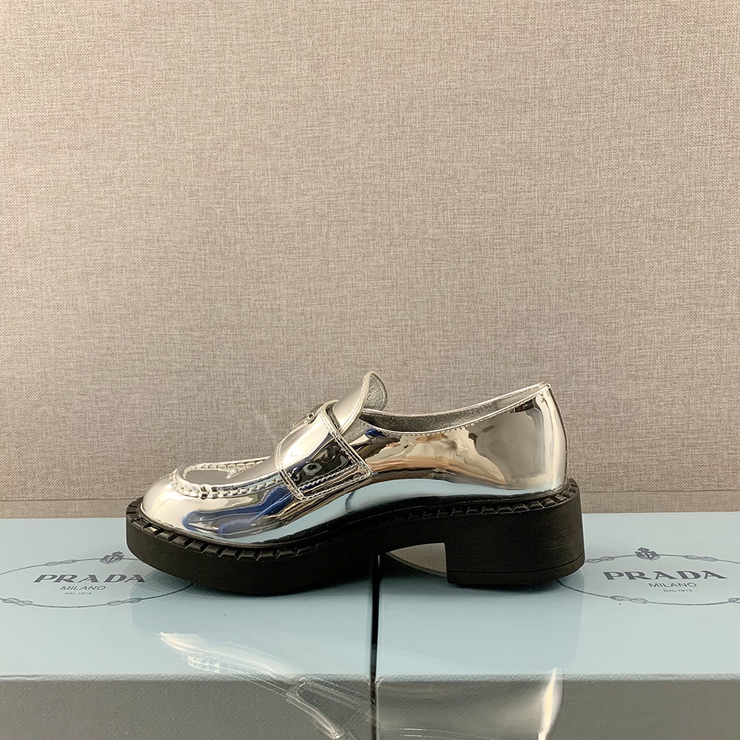 Pra*a Metallic Loafers Sliver Tone For Women 1.9 in/ 5cm 1D246M_3AU1_F0118_F_B050