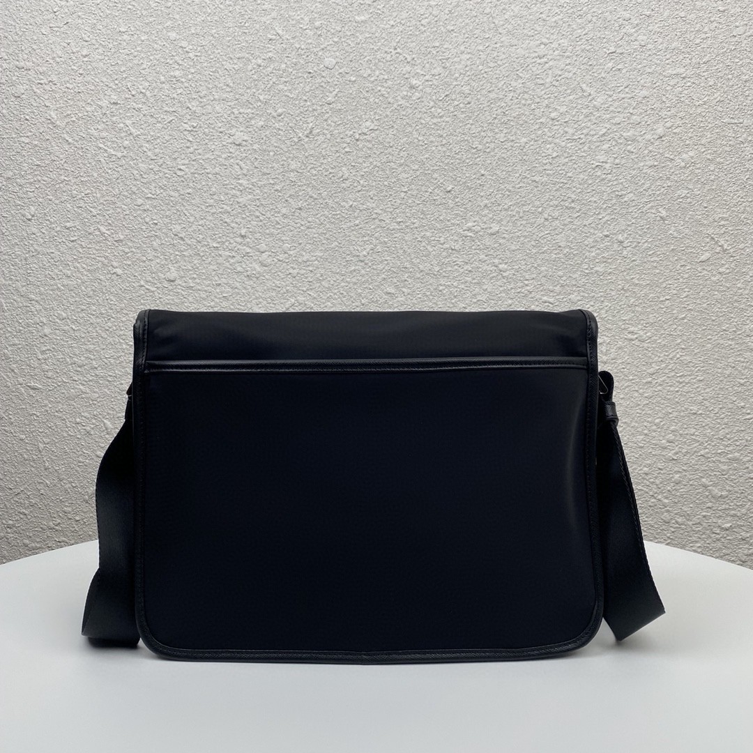 Pra*a Saffiano Shoulder Bag Black For Women 12.6 in / 32 cm