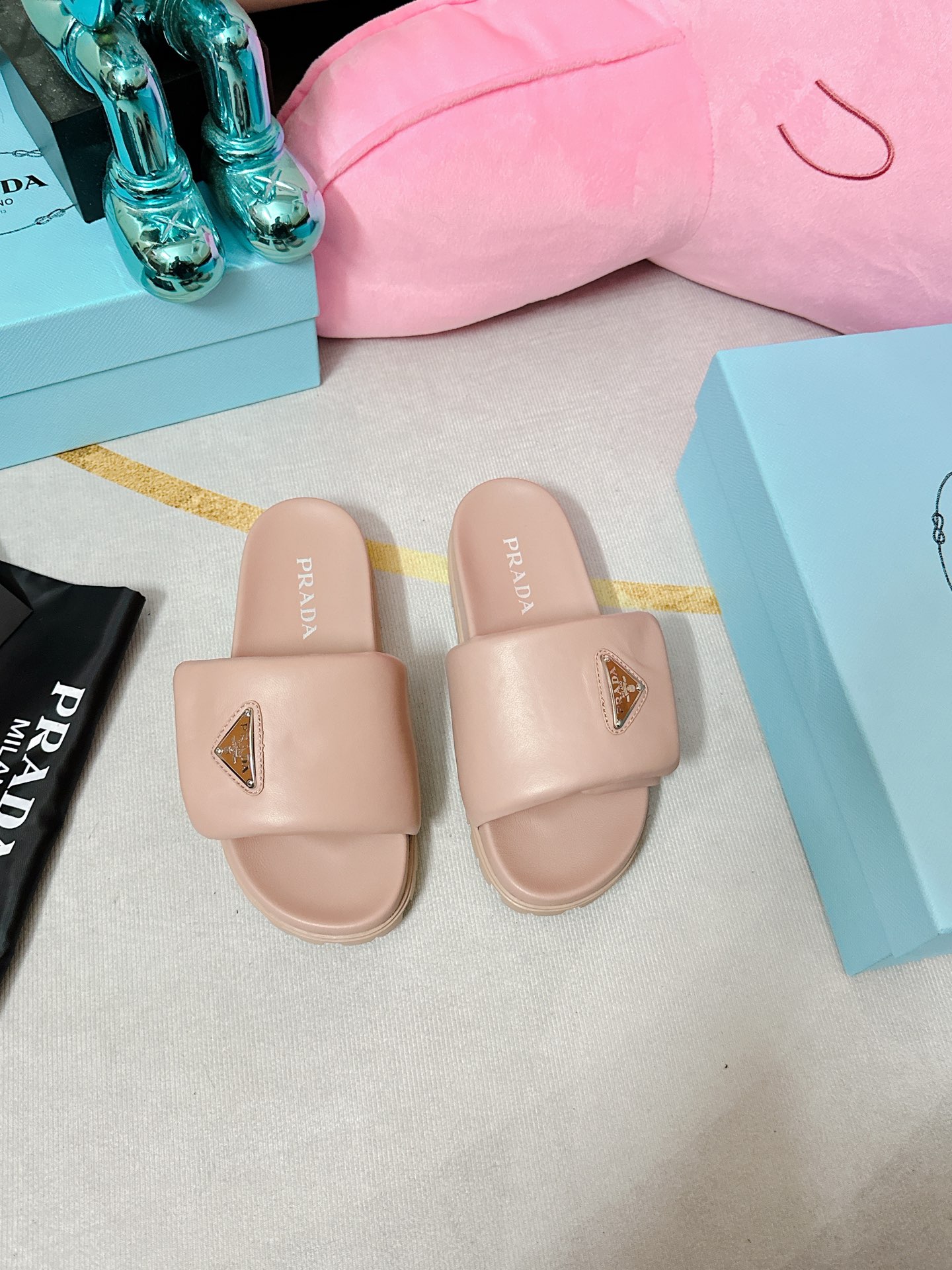 Pra*a Soft Padded Nappa Slides Light Pink For Women 0.8 in/ 2cm