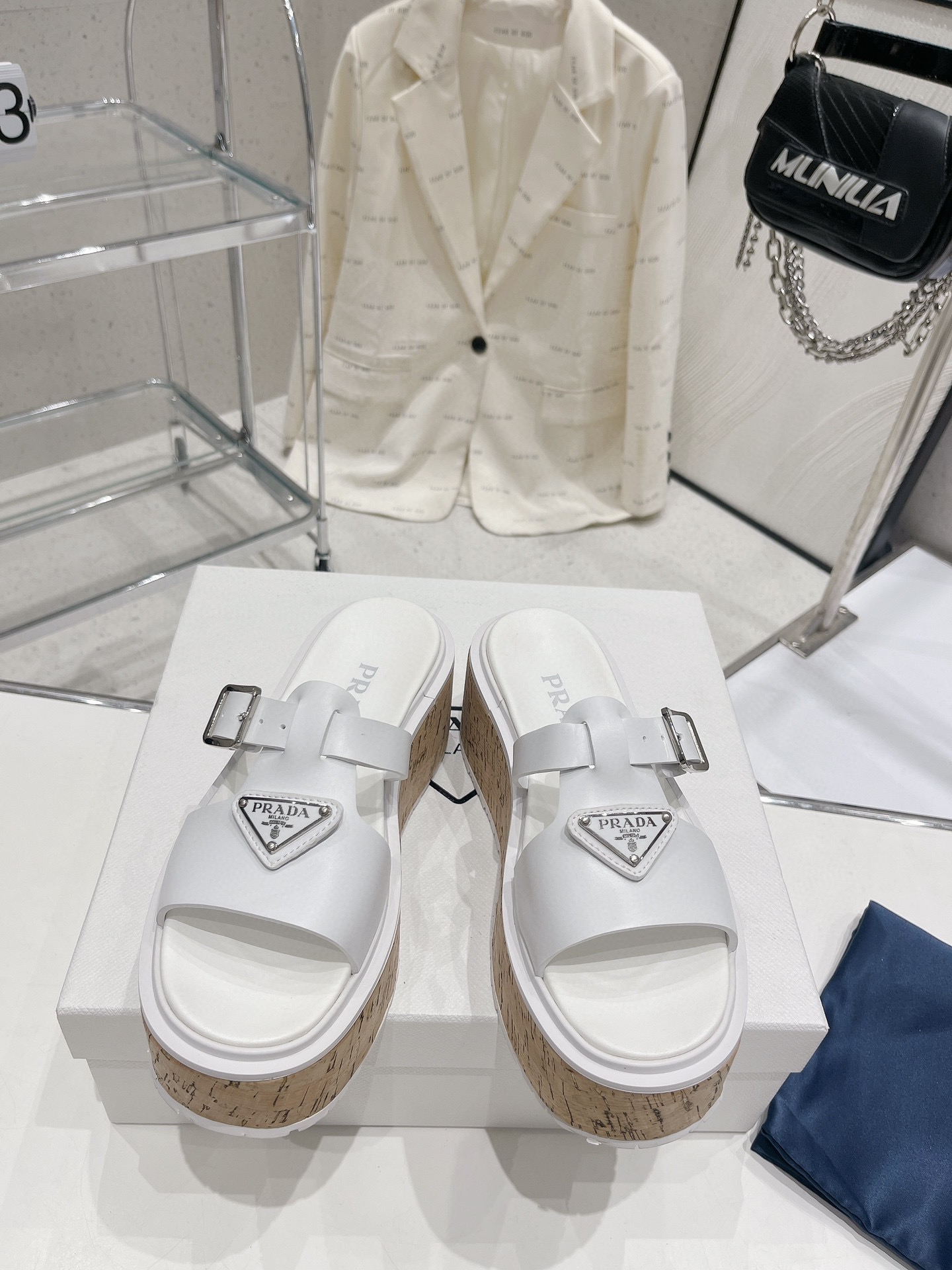 Pra*a Wedge Platform Sandals White For Women 2.9 in/ 7.5 cm 1XX641_3LLP_F0009_F_075