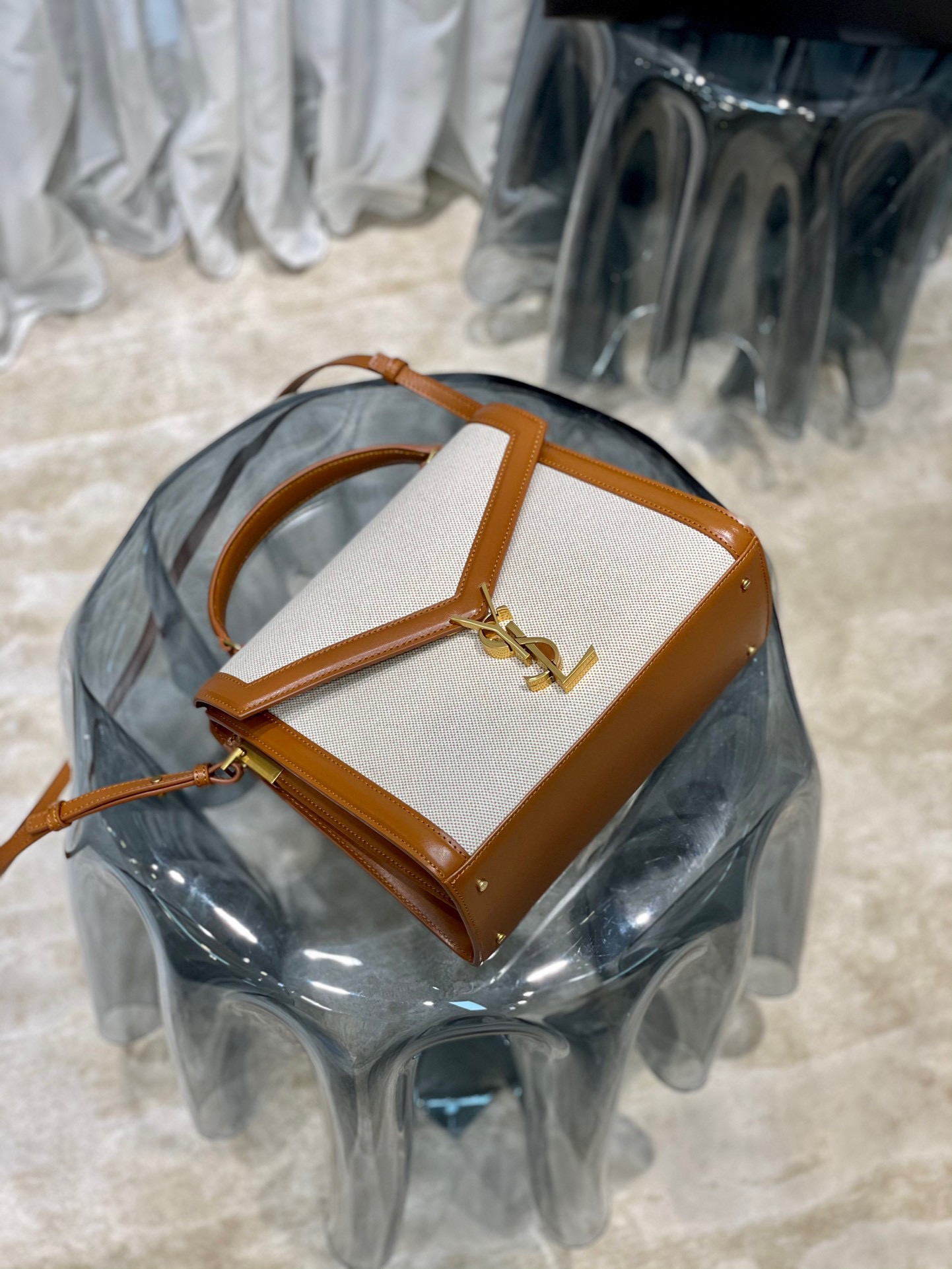 Sa1nt Lau*nt Cassandra Medium Top Handle Bag Black/Brown For Women 9.6in/24.5cm 623931BOW0W1000