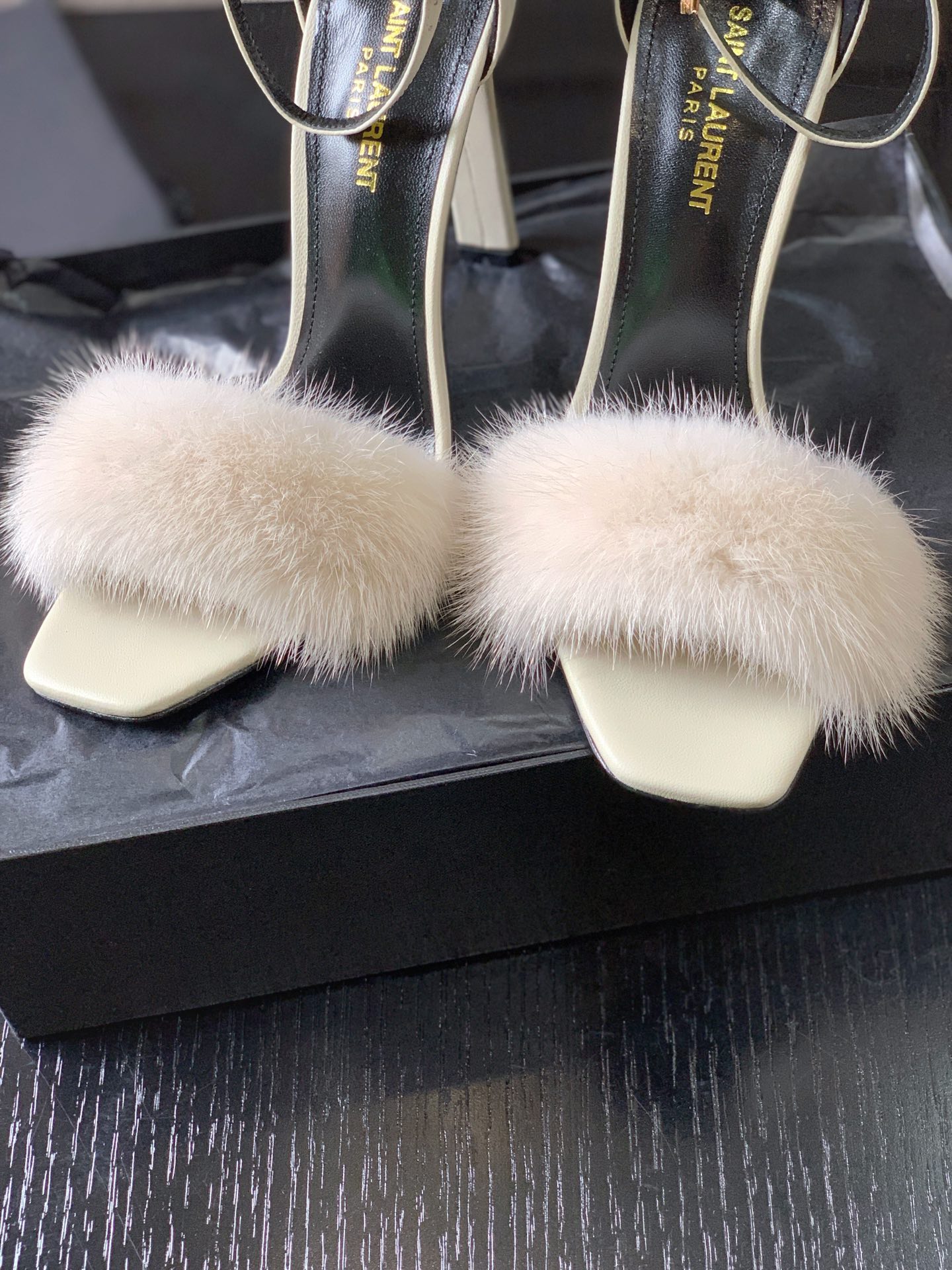 Sa1nt Lau*nt Bea Ankle Strap Sandals White For Women