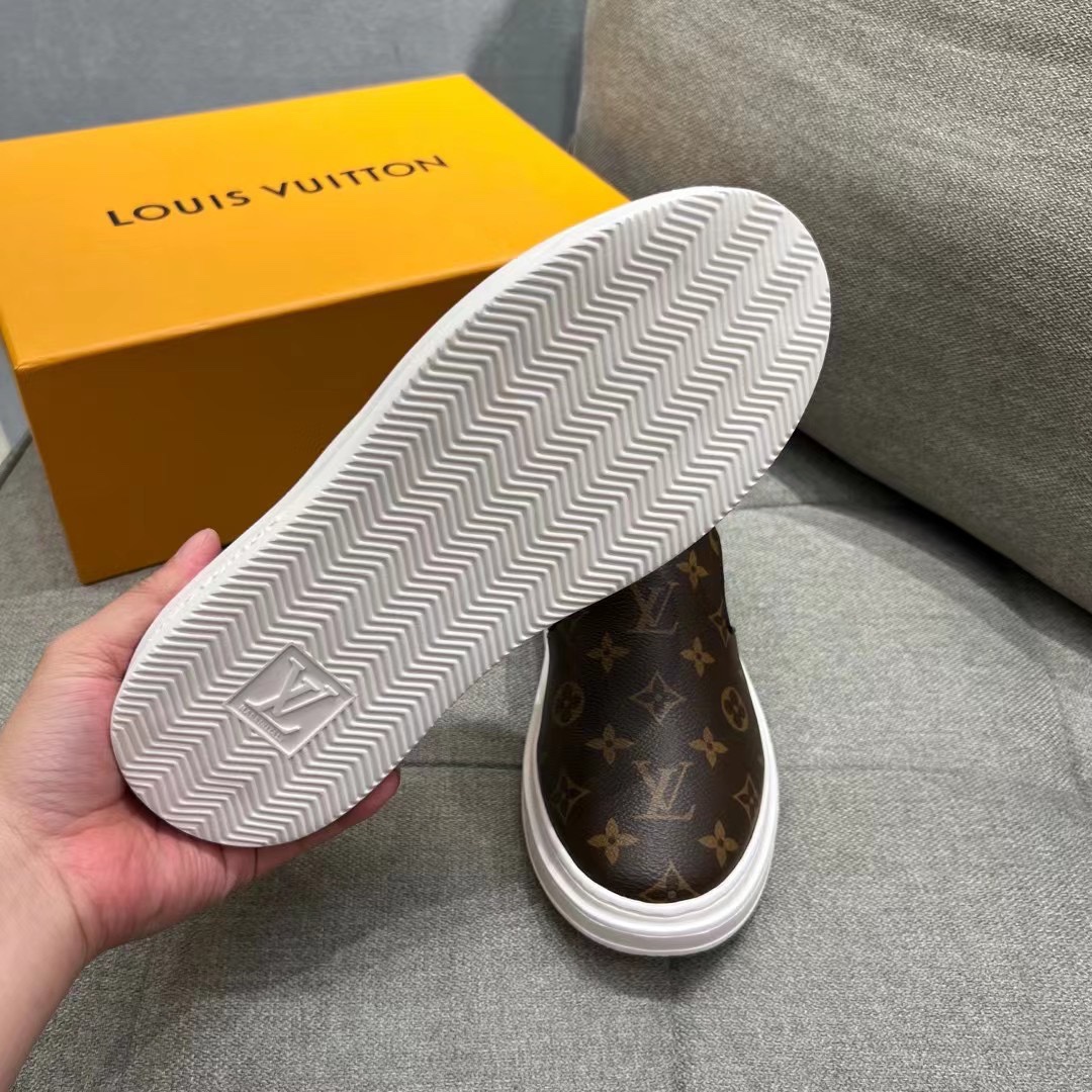 L0vis Vvtt0n Beverly Hills Slip On Brown For Men