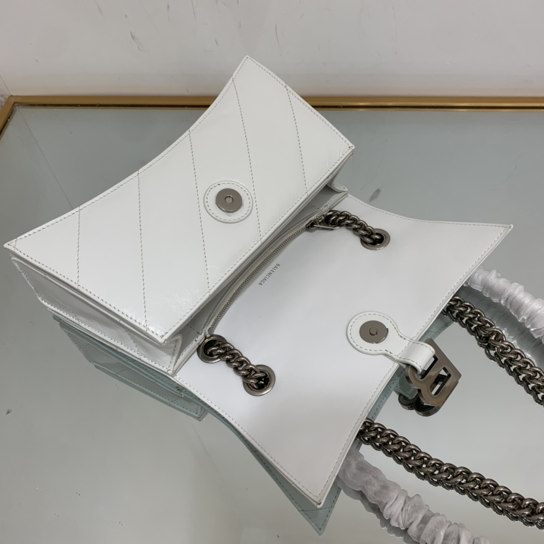 Ba1en*iaga Crush Small Chain Bag Quilted In Optic White/Black For Women 9.8in/25cm 716351210J09001