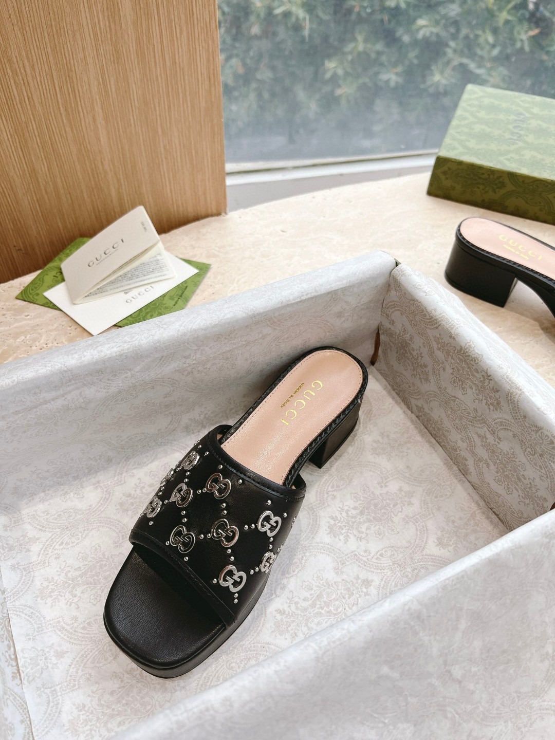 Gvc*1 Interlocking G Slide Sandal Black For Women