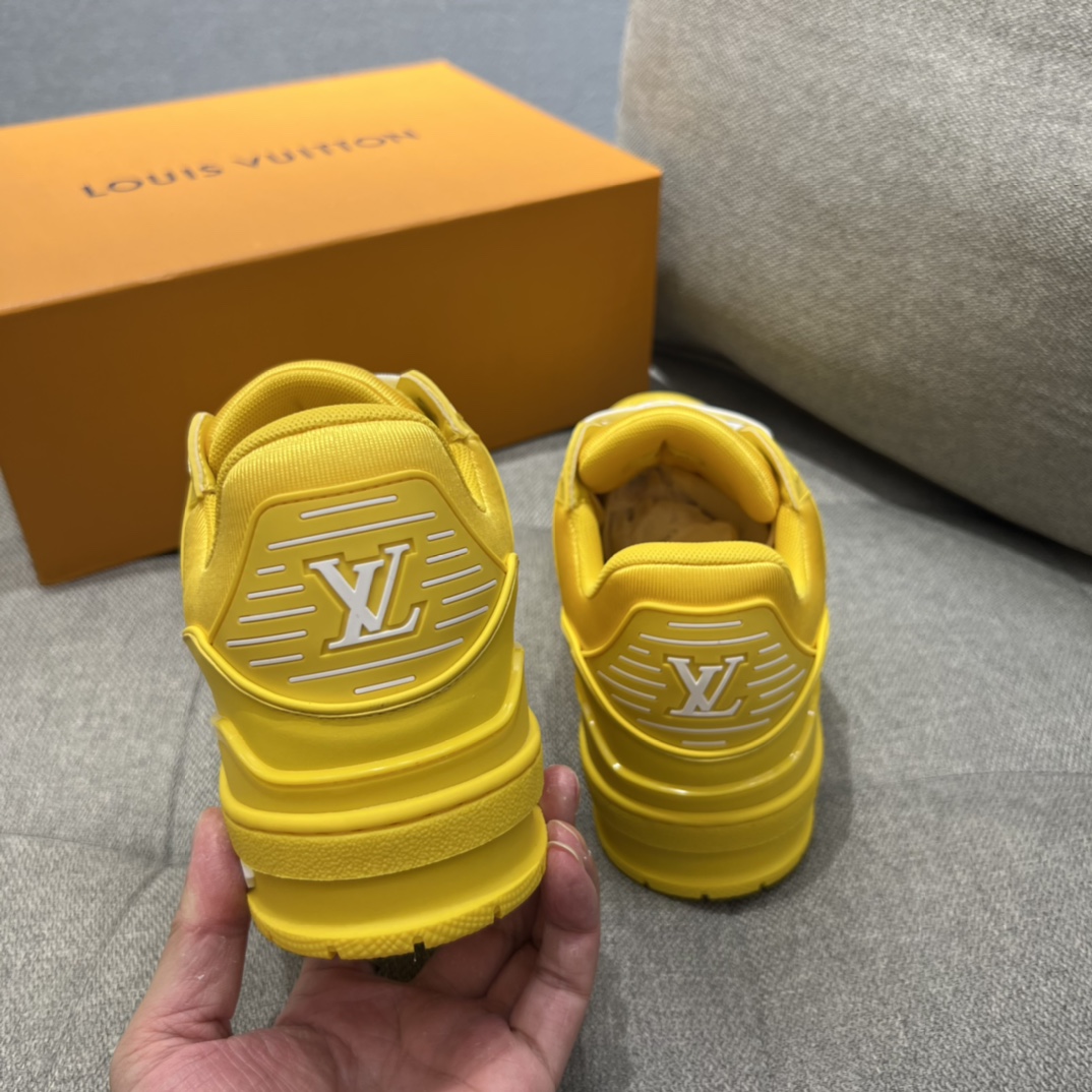 L0vis Vvtt0n LV Trainer Sneaker Yellow For Men 1AARGE