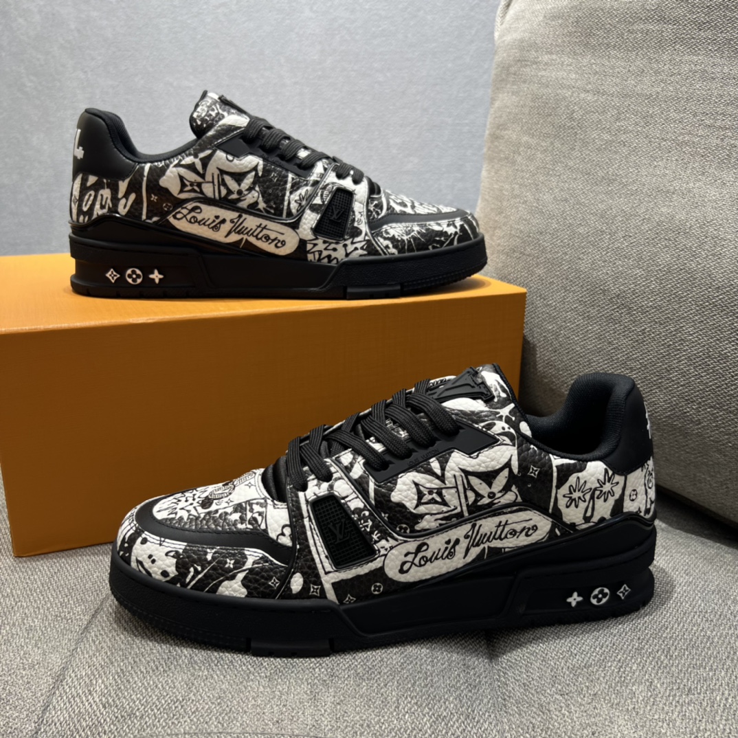L0vis Vvtt0n LV Trainer Sneaker Black For Men 1AB9WZ