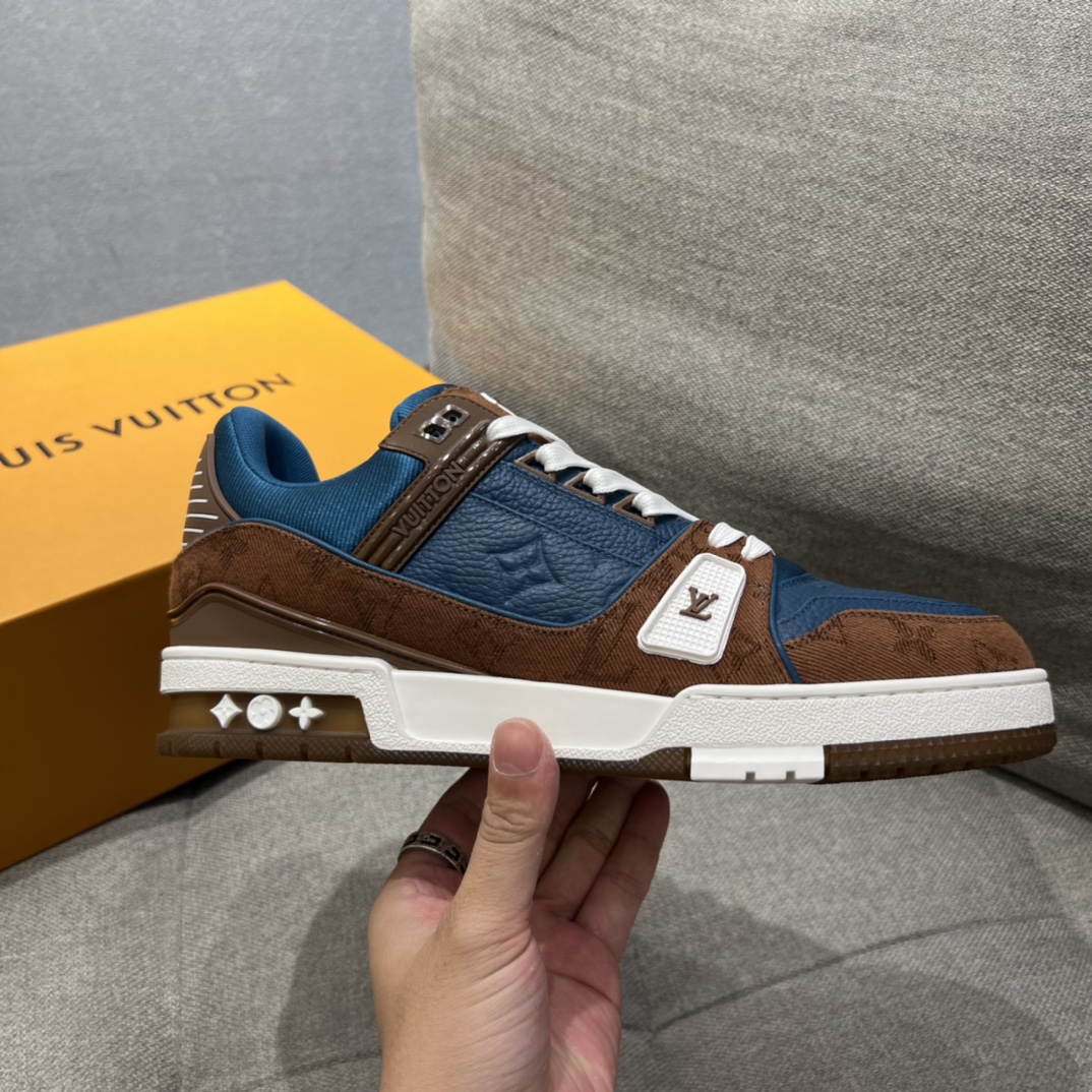 L0vis Vvtt0n LV Trainer Sneaker Brown And Dark Blue For Men
