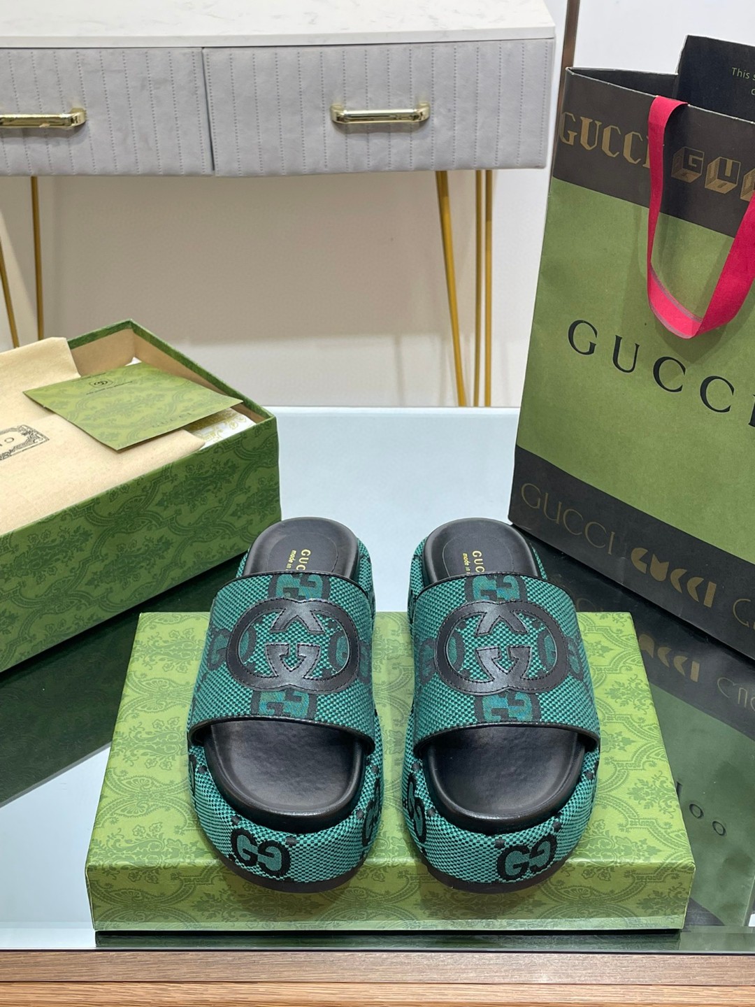Gvc*1 Platform Slide Sandal Green For Women ‎