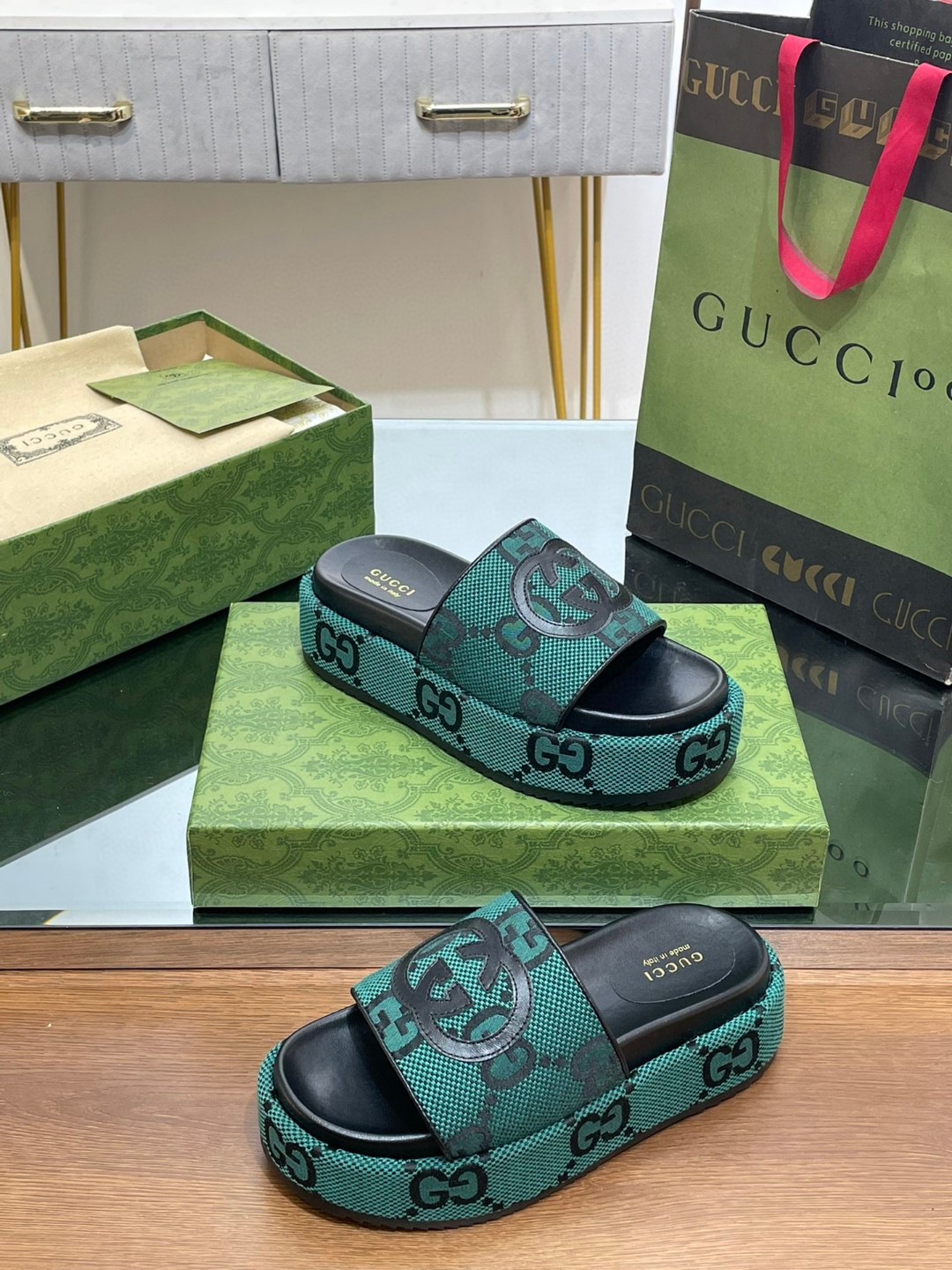 Gvc*1 Platform Slide Sandal Green For Women ‎