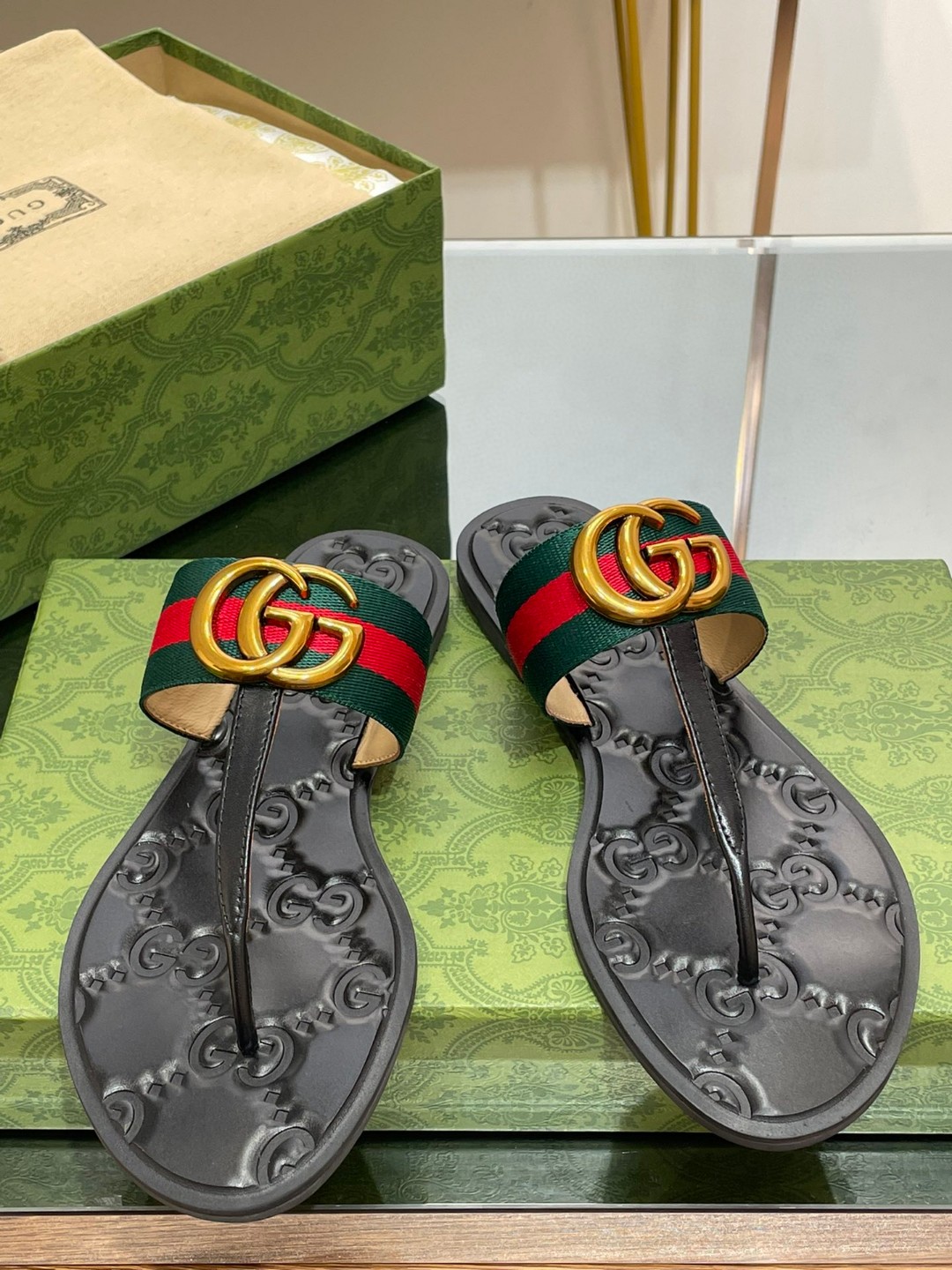 Gvc*1 Thong Sandal With Double G Green For Women ‎