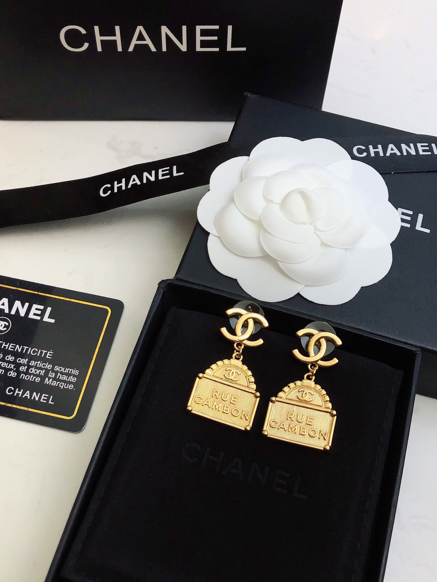 Ch**el Bag Shape Earrings Gold For Women