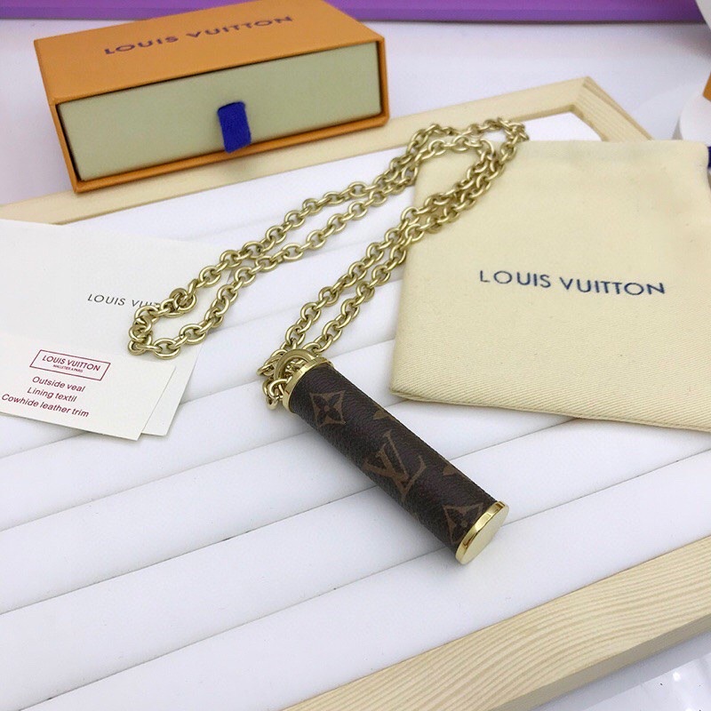 L0vis Vvtt0n Cylinder Pendant Necklace Gold Tone For Women