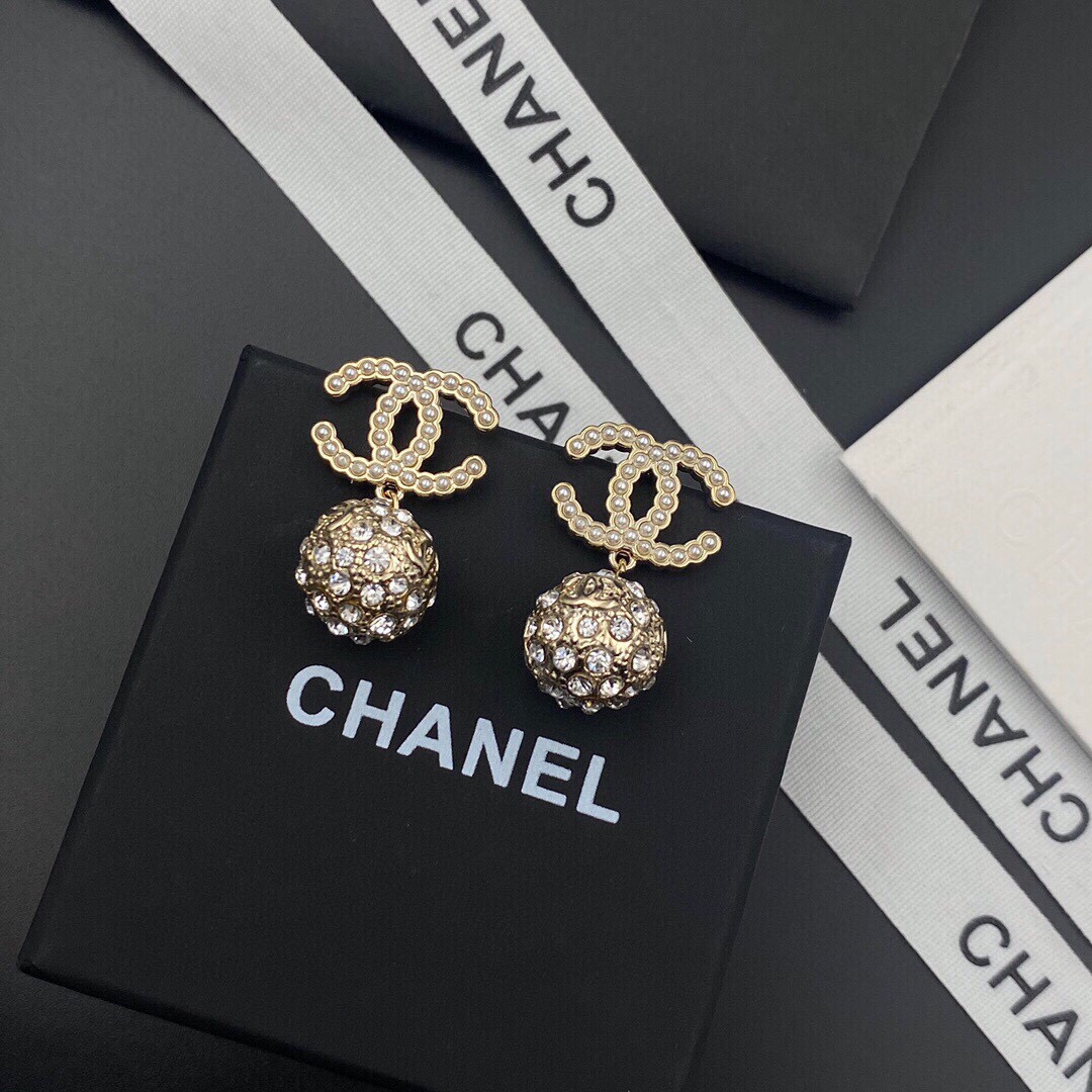 Ch**el Double C Earrings Gold For Women