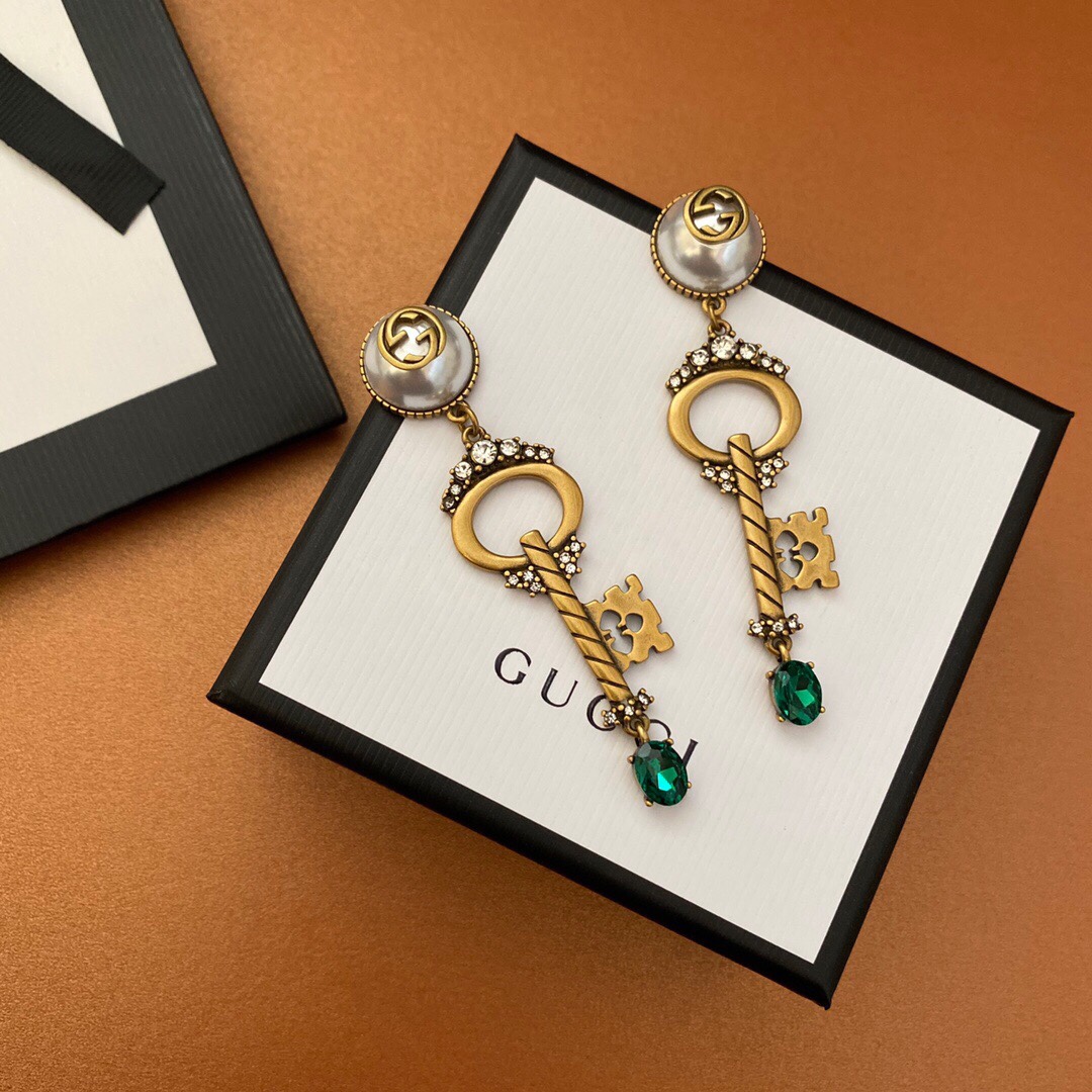 Gvc*1 Key Green Stone Earrings Gold Tone For Women
