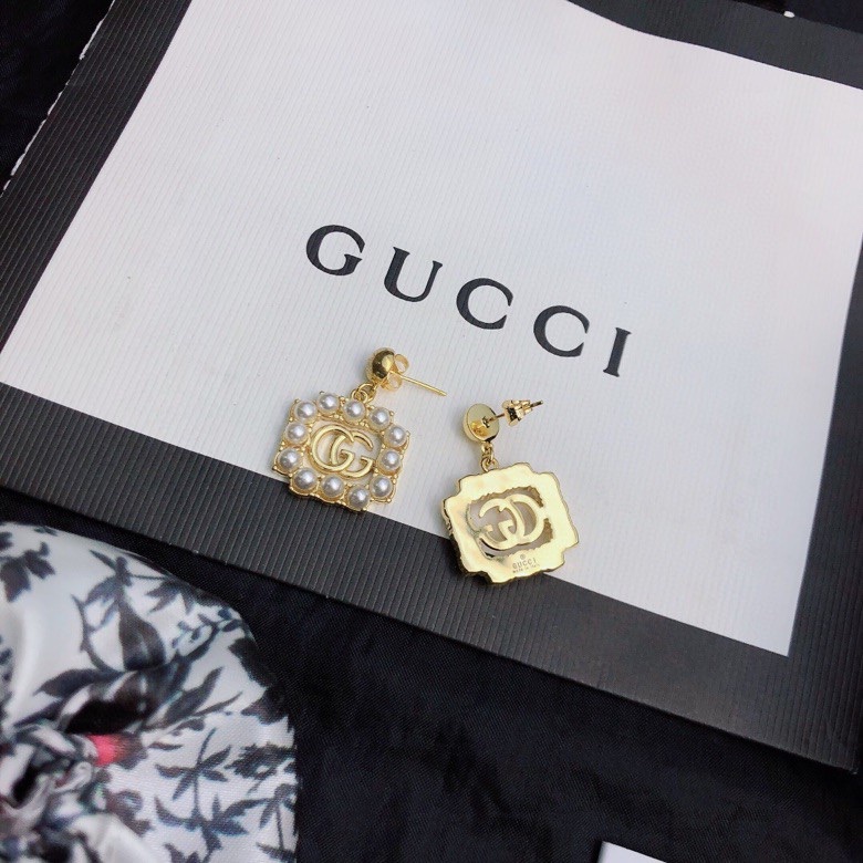 Gvc*1 Mini Pearl Border Frame Earrings Gold Tone For Women