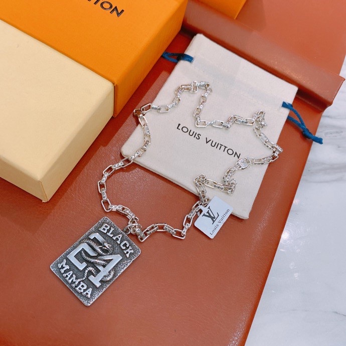 L0vis Vvtt0n Necklace Silver For Women