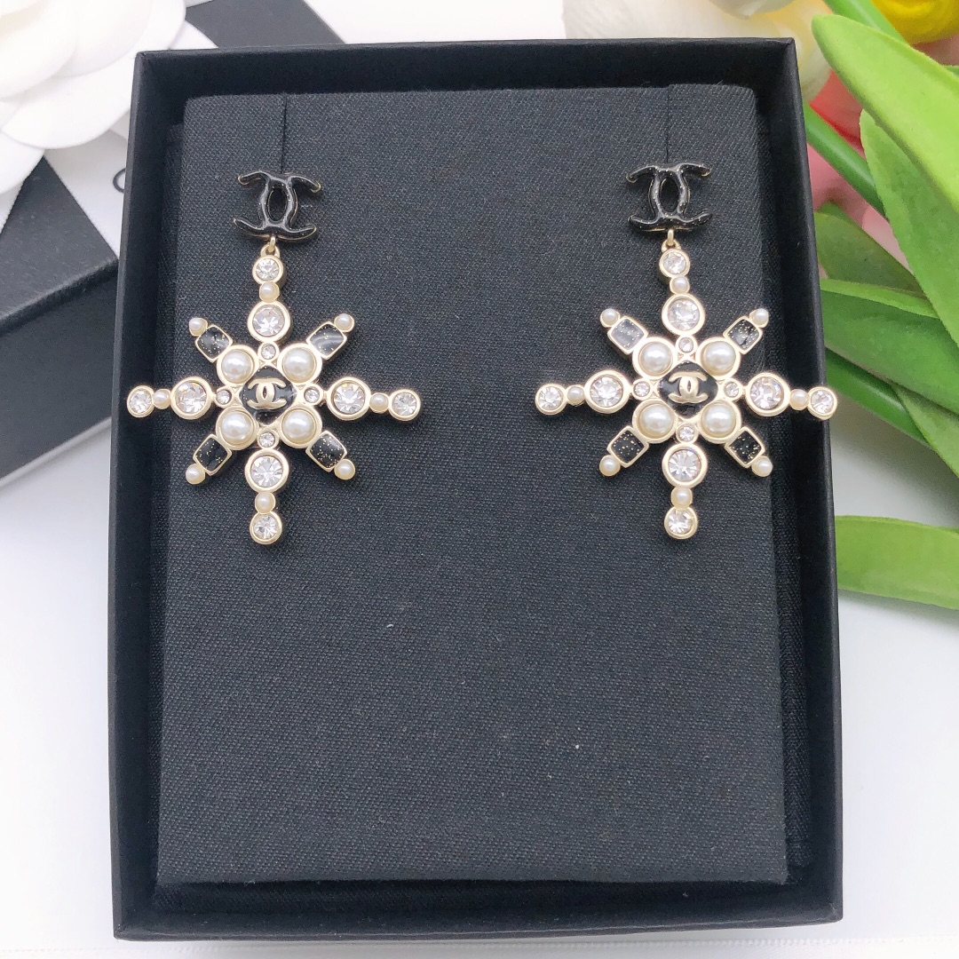 Ch**el Snowflake Enamel Pearl Earrings Black For Wome