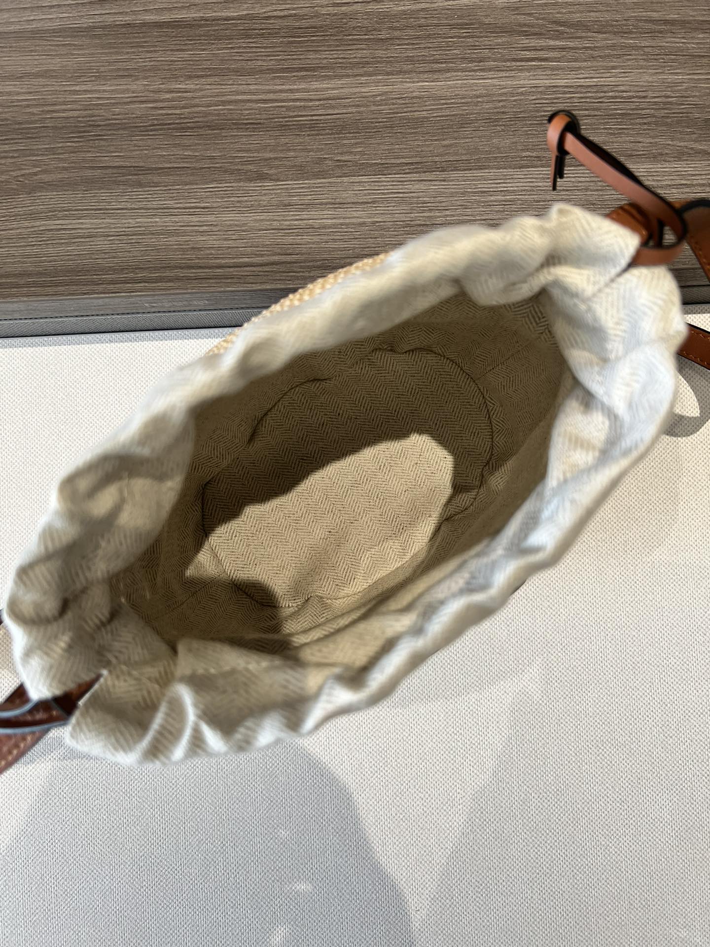 L0ew* Beehive Basket Bag Beige/Brown For Women 7.9in / 20cm A223Z48X03