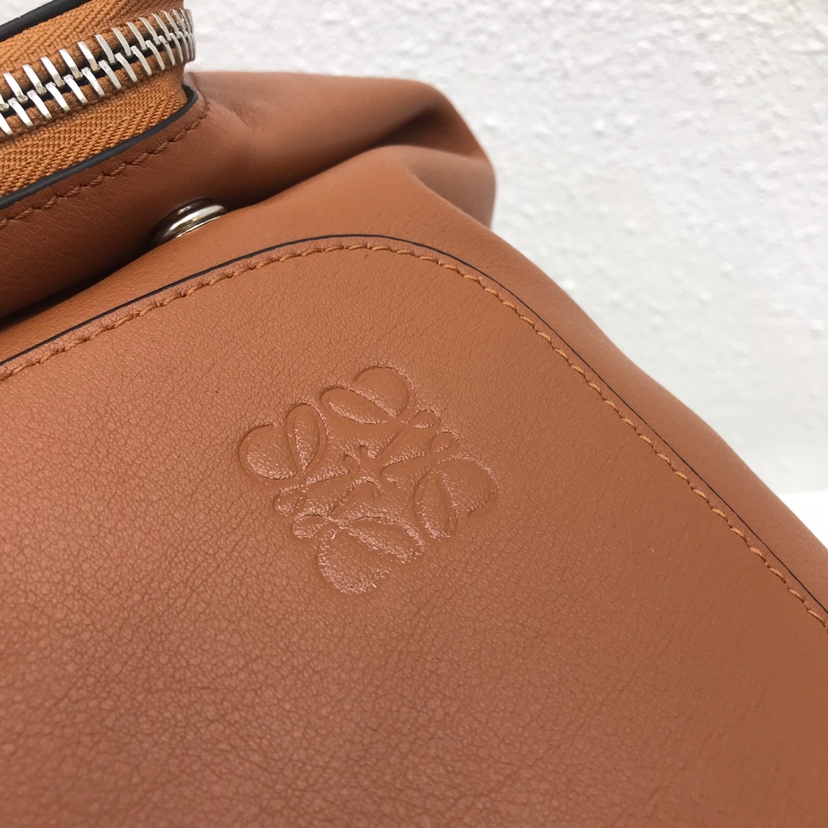 L0ew* Goya Backpack Black/Beige/Brown For Women 16.1in / 41cm