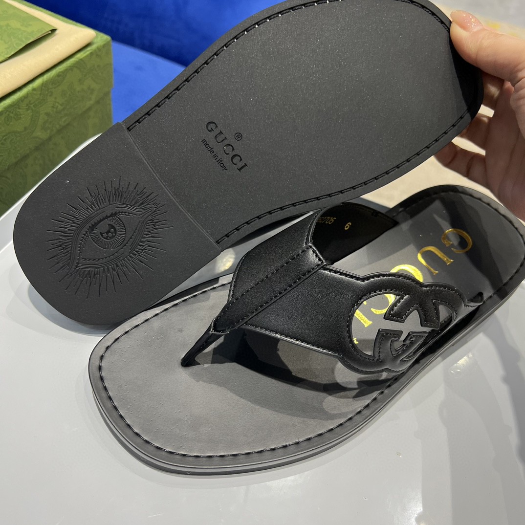 Gvc*1 Interlocking-G Thong Sandal Black For Men