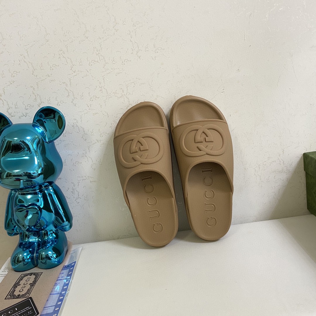 Gvc*1 Interlocking G Slide Sandal Green For Men 692380 JF000 3727