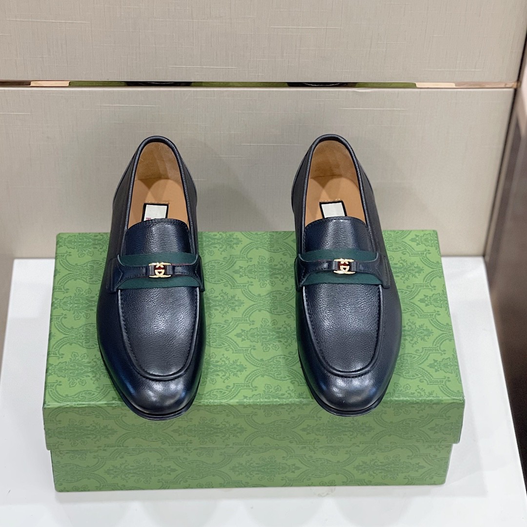 Gvc*1 Loafer With Interlocking G Black For Men