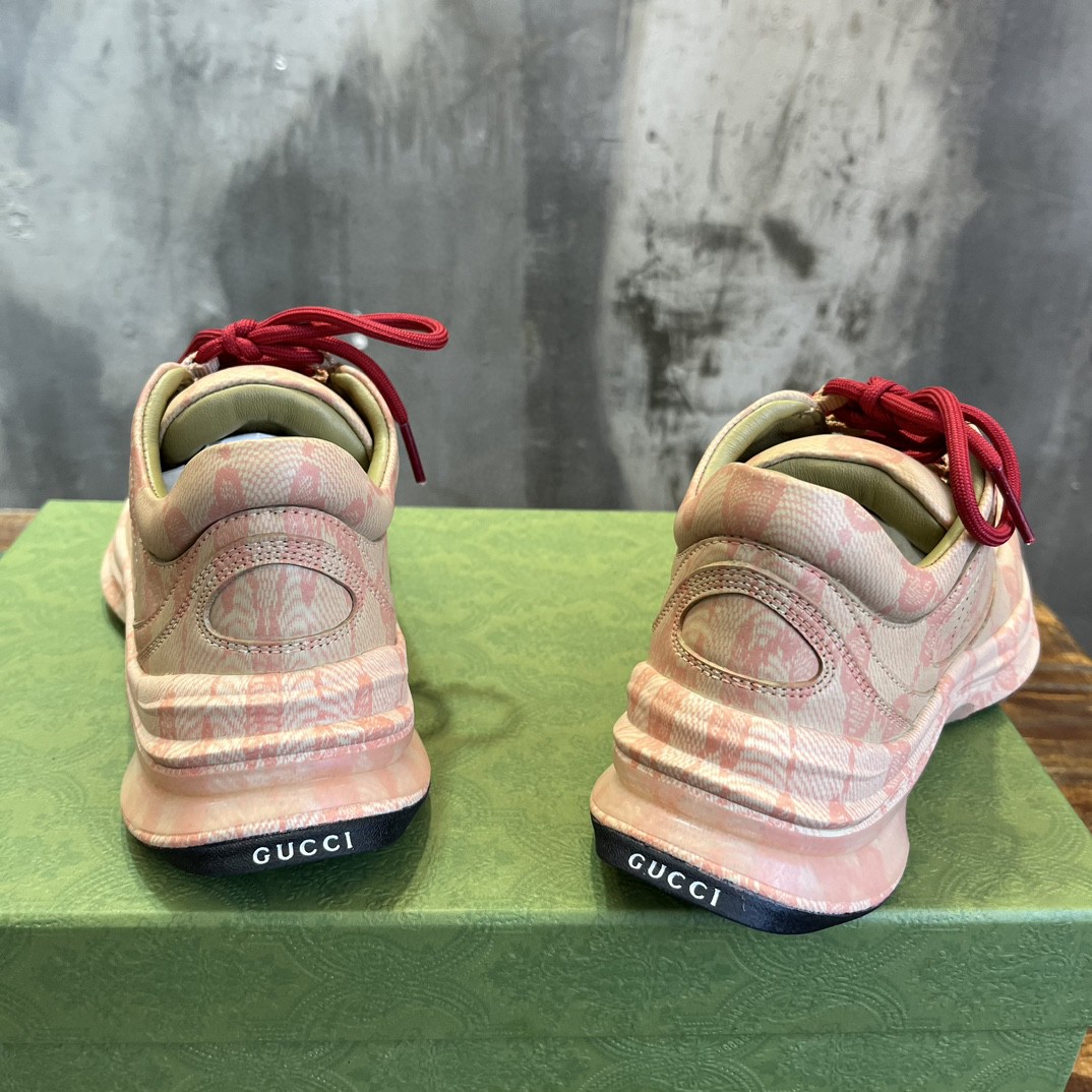 Gvc*1 Run Sneaker Beige For Men