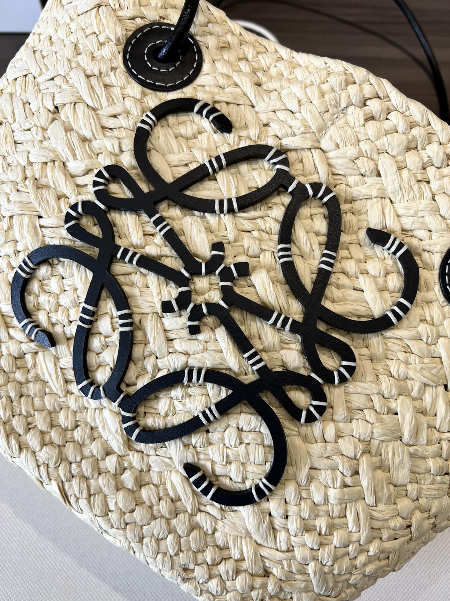 L0ew* Small Anagram Basket Bag Beige/Black For Women 15in / 38cm A223P65X01