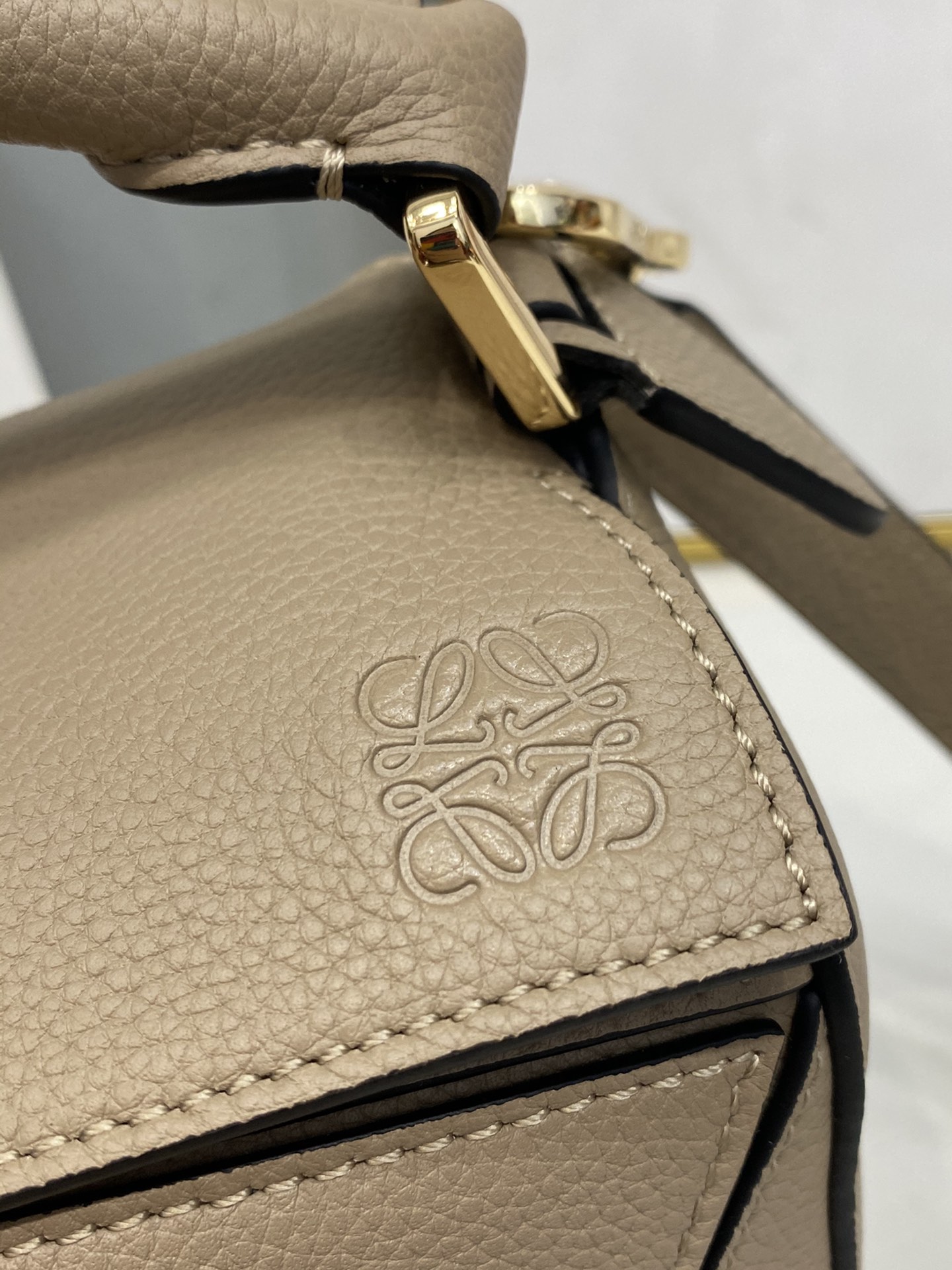 L0ew* Small Puzzle Bag Caramel For Women 9.4in / 24cm