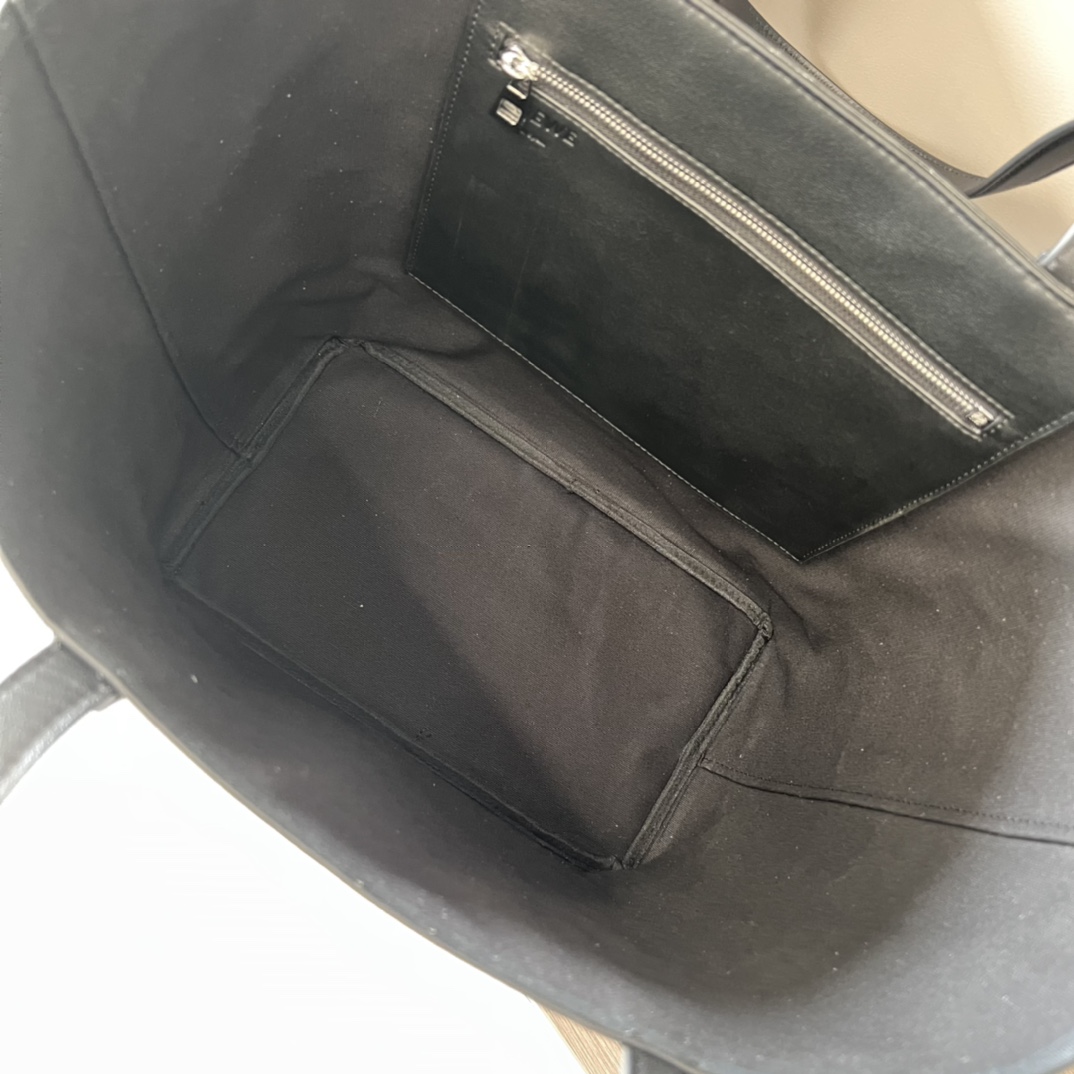 L0ew* T Tote bag in Anagram Black/Grey For Women 18.1in / 46cm B657Z73X03