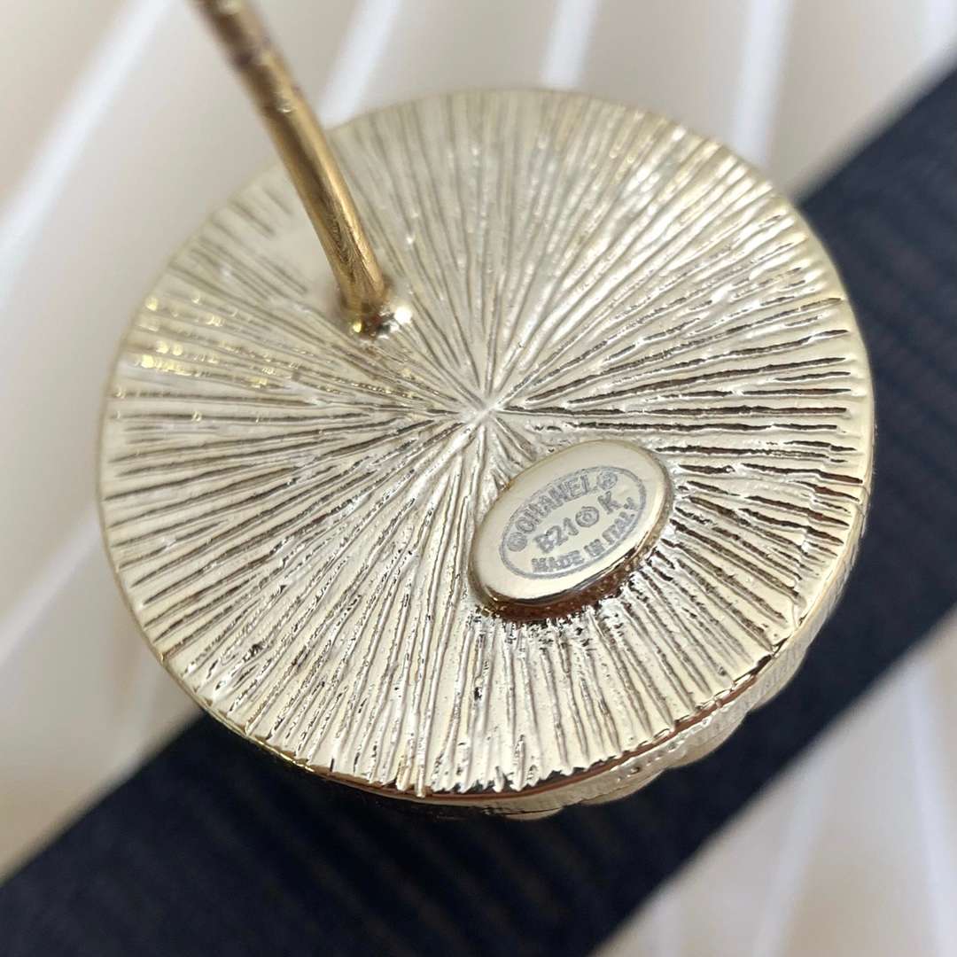 Ch**el Round Pearl Earrings Gold For Women