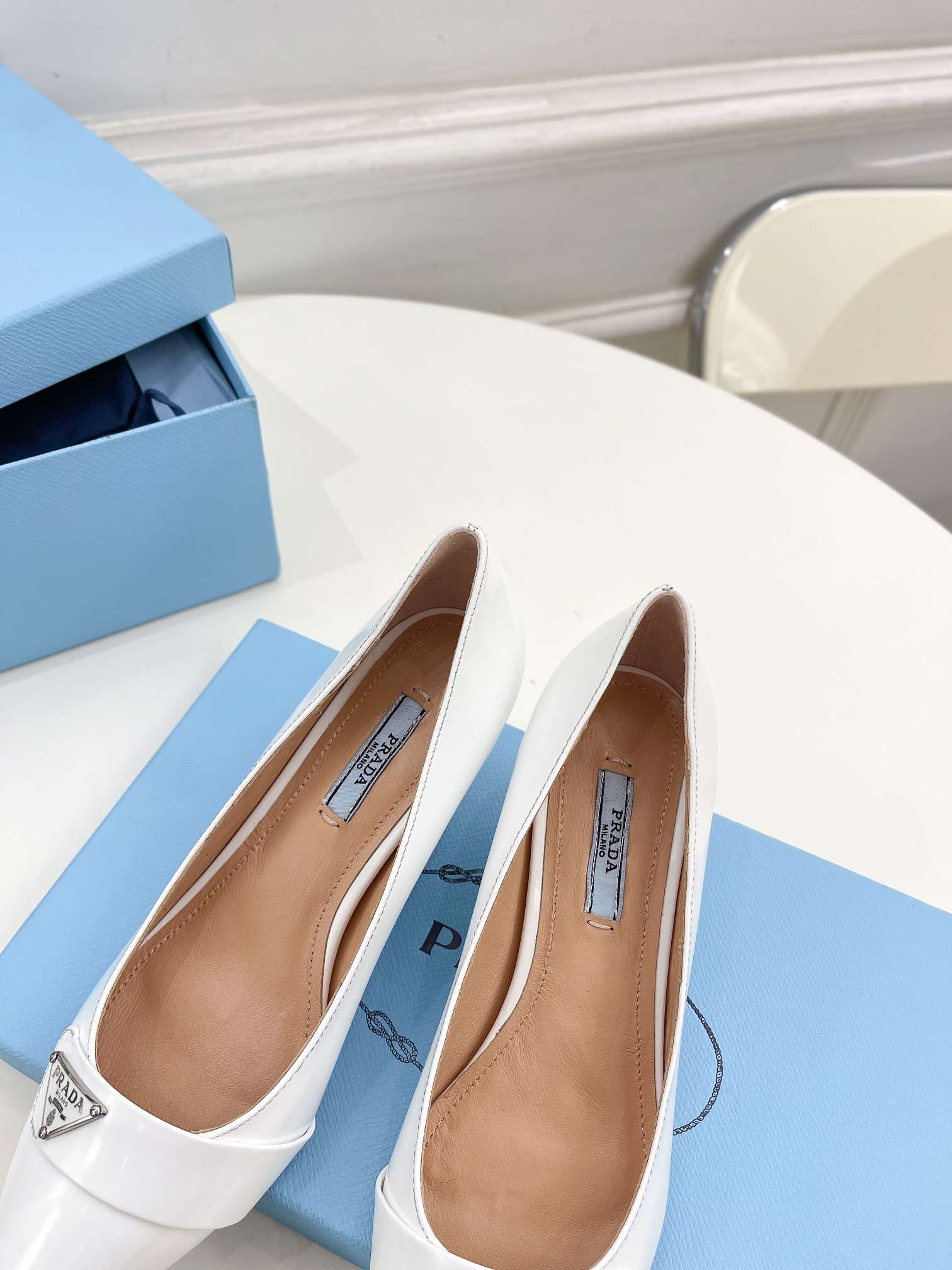 Pra*a Soft Pointed Heel Pumps White For Women