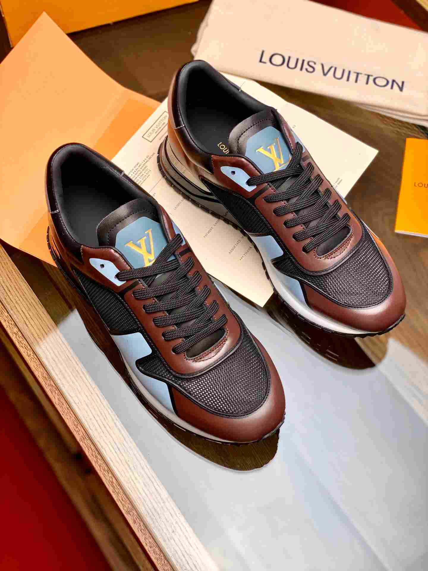 L0vis Vvtt0n Run Away Sneaker Black For Men