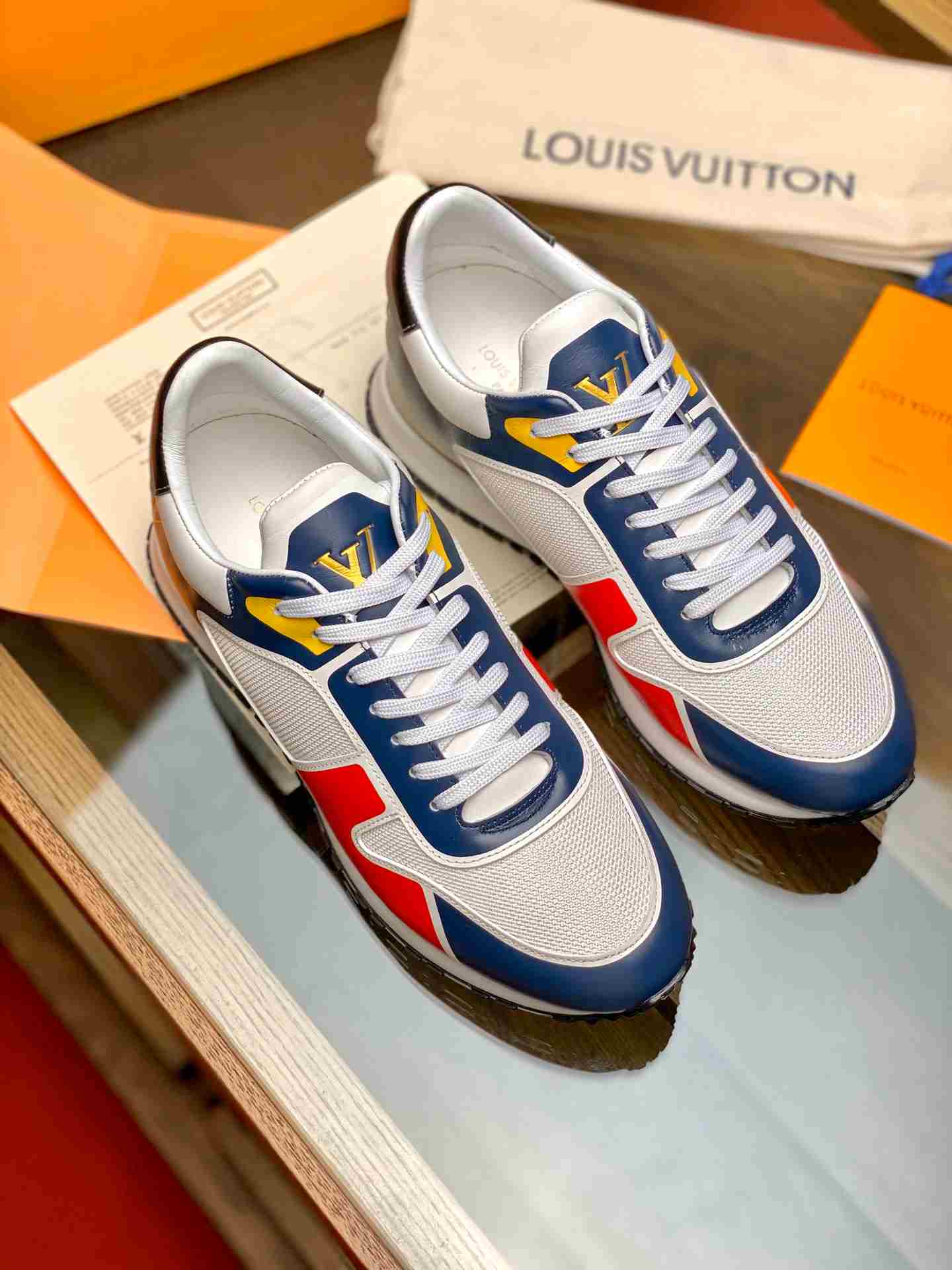 L0vis Vvtt0n Run Away Sneaker Blue For Men