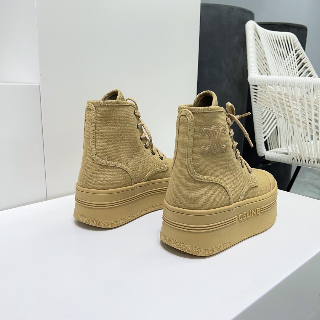 Ce1i*e Block With Triomphe Patch In Canvas Beige For Women