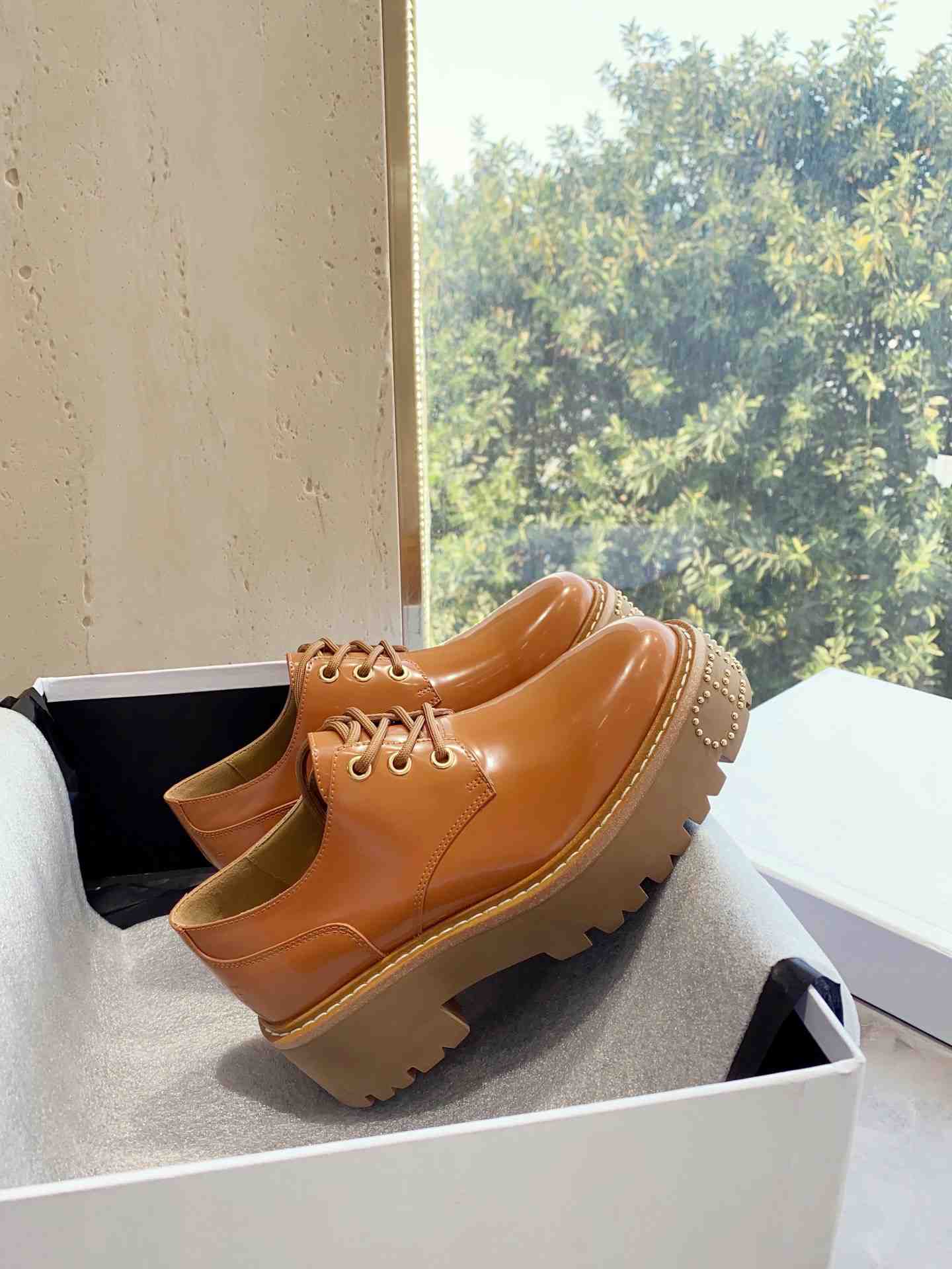 Ce1i*e Bulky Derby With Studded Outsole Brown For Women