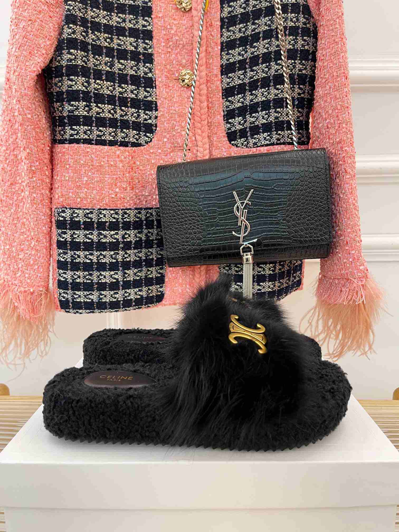 Ce1i*e Clea Triomphe Slide With Fur Black For Women