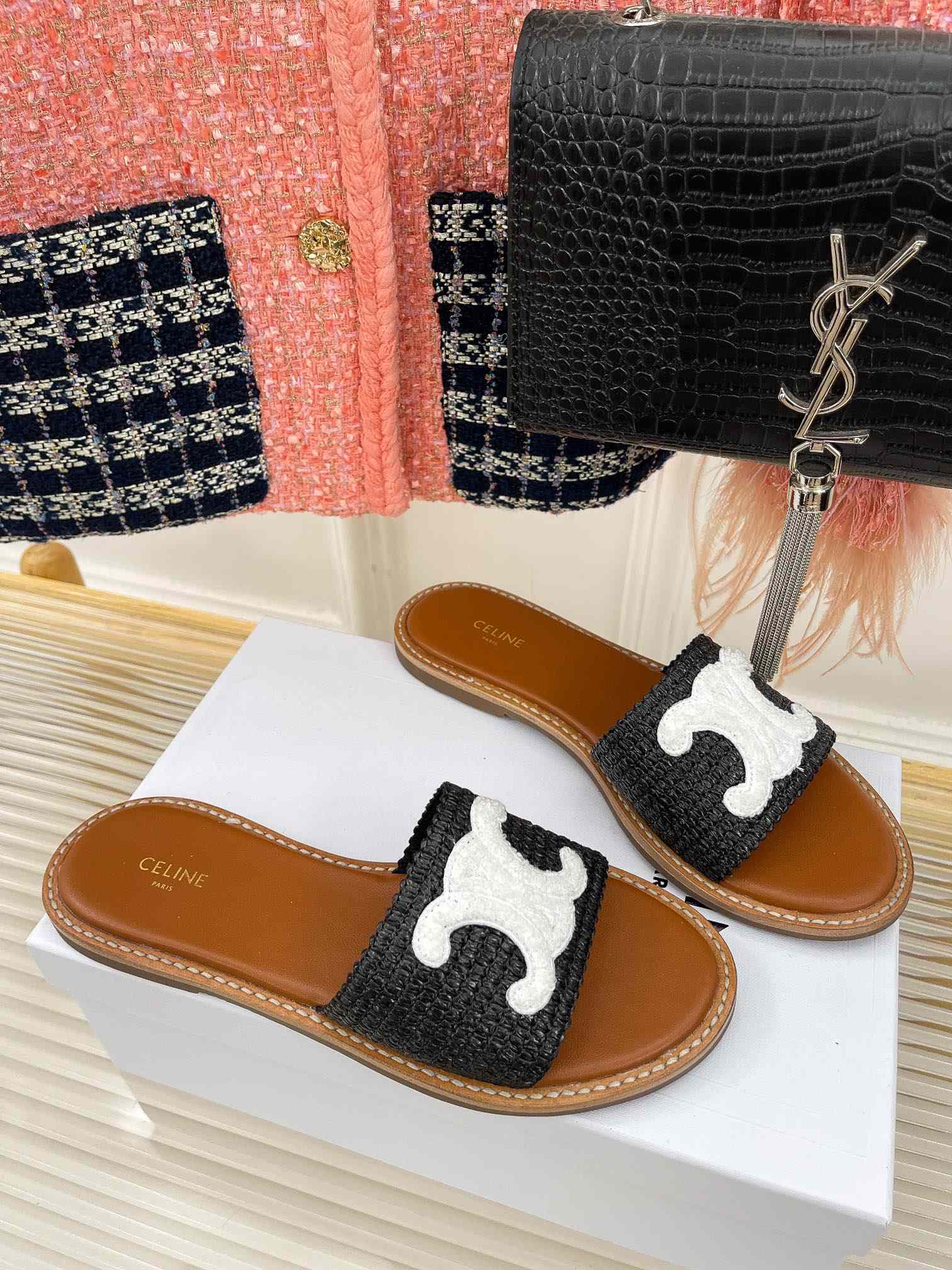 Ce1i*e Lympia Flat In Raffia Black For Women